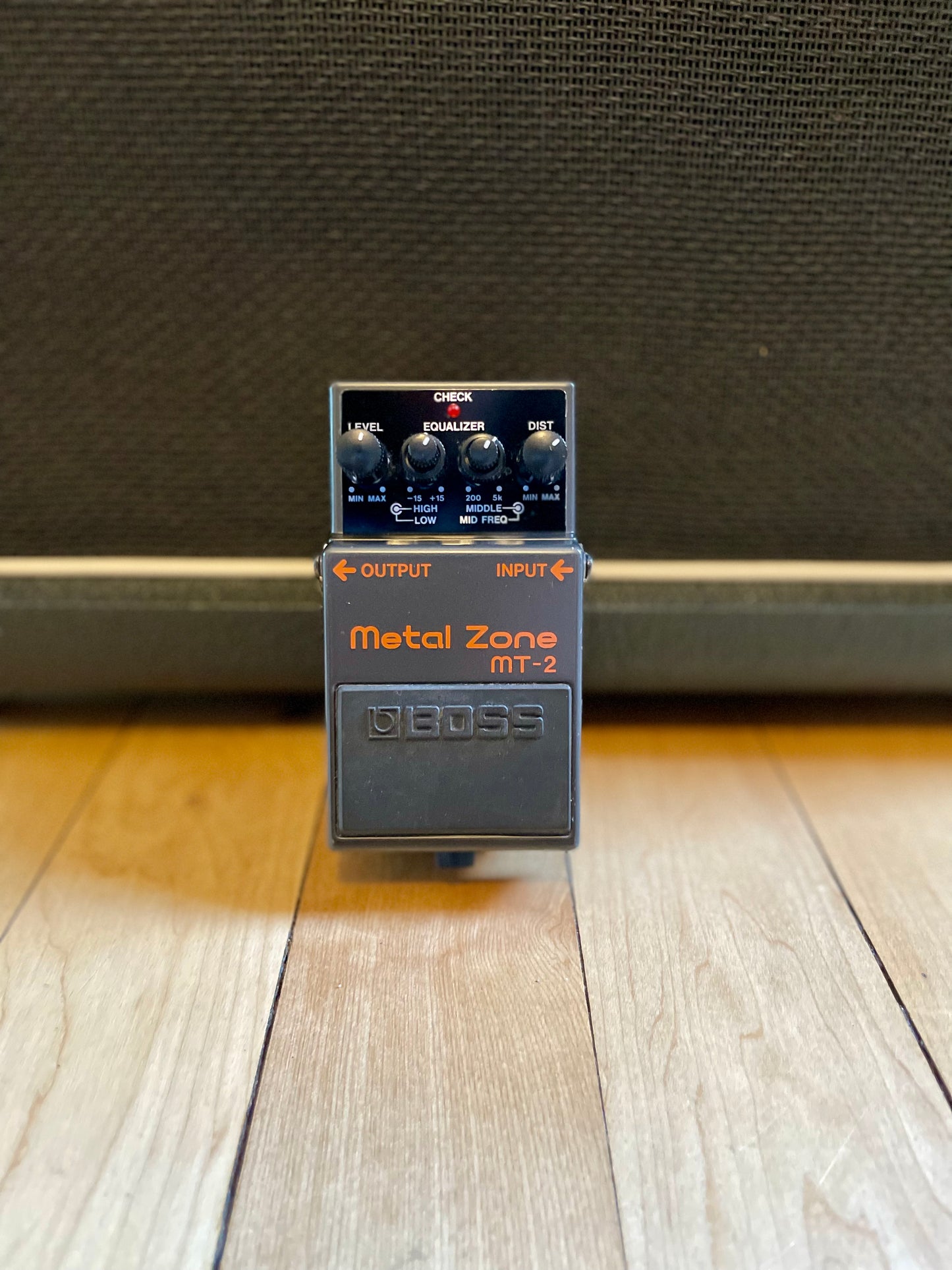 Boss MT-2 Metal Zone (Silver Label)