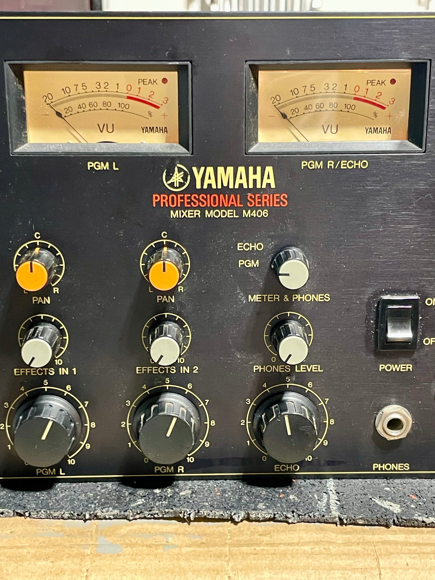 Yamaha M406 "JapaNeve" Direct Out Mod.
