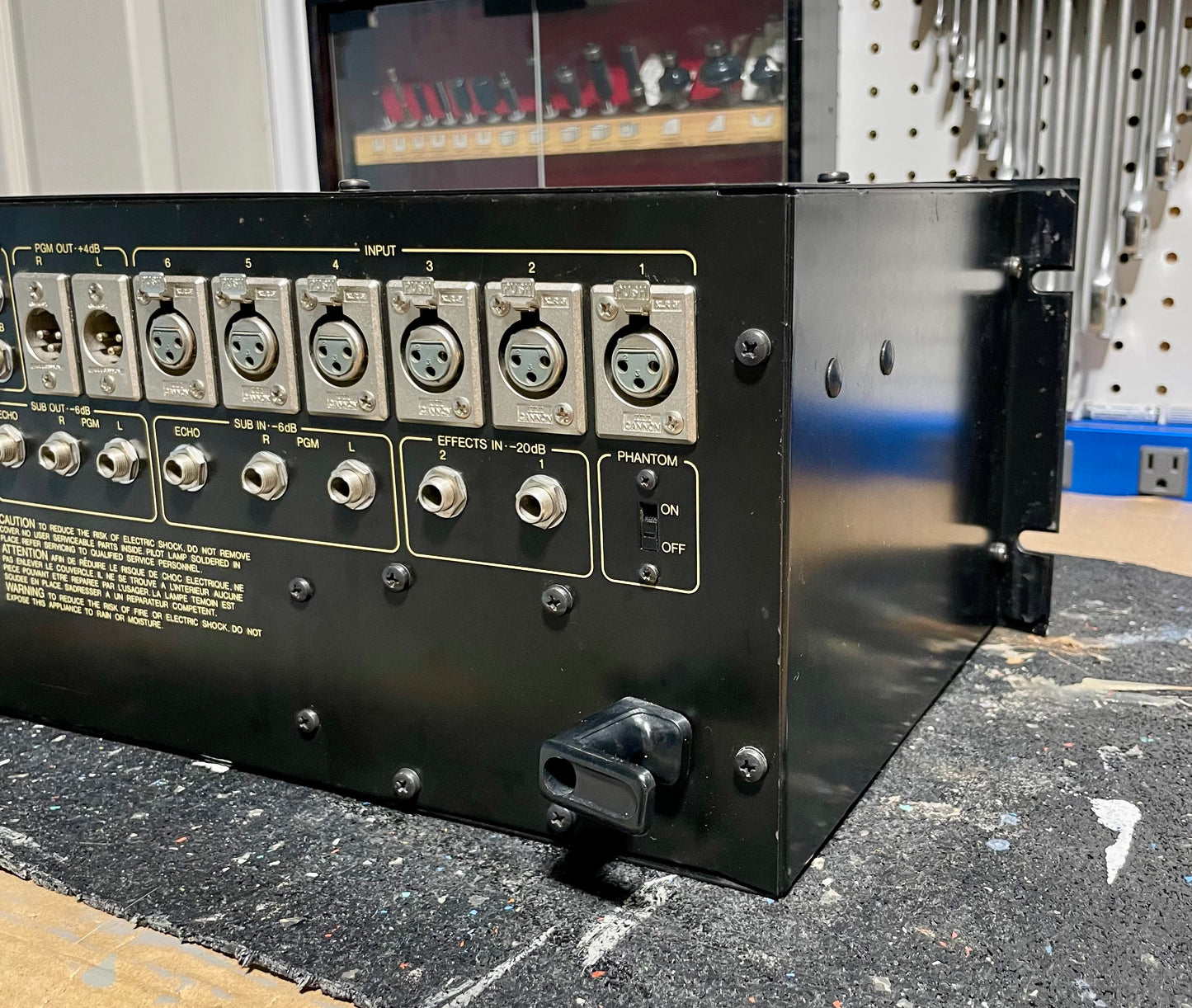 Yamaha M406 "JapaNeve" Direct Out Mod.