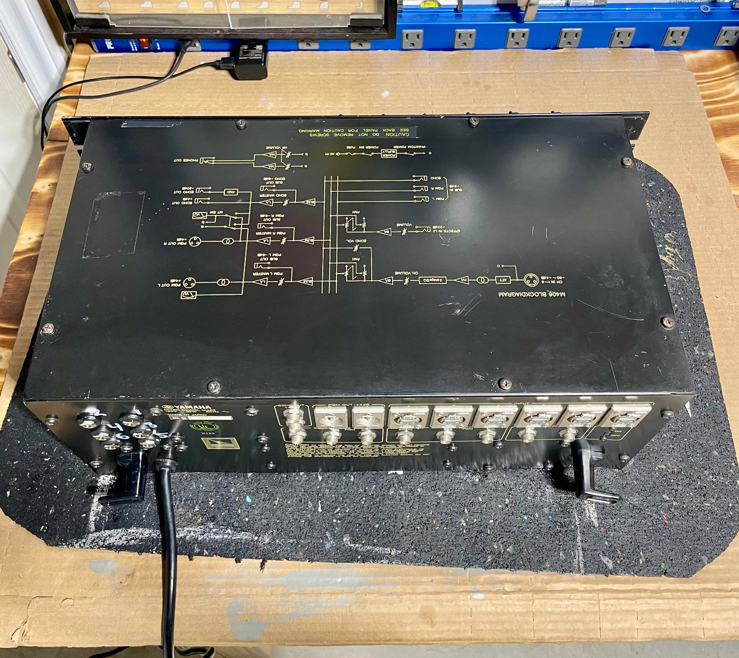 Yamaha M406 "JapaNeve" Direct Out Mod.