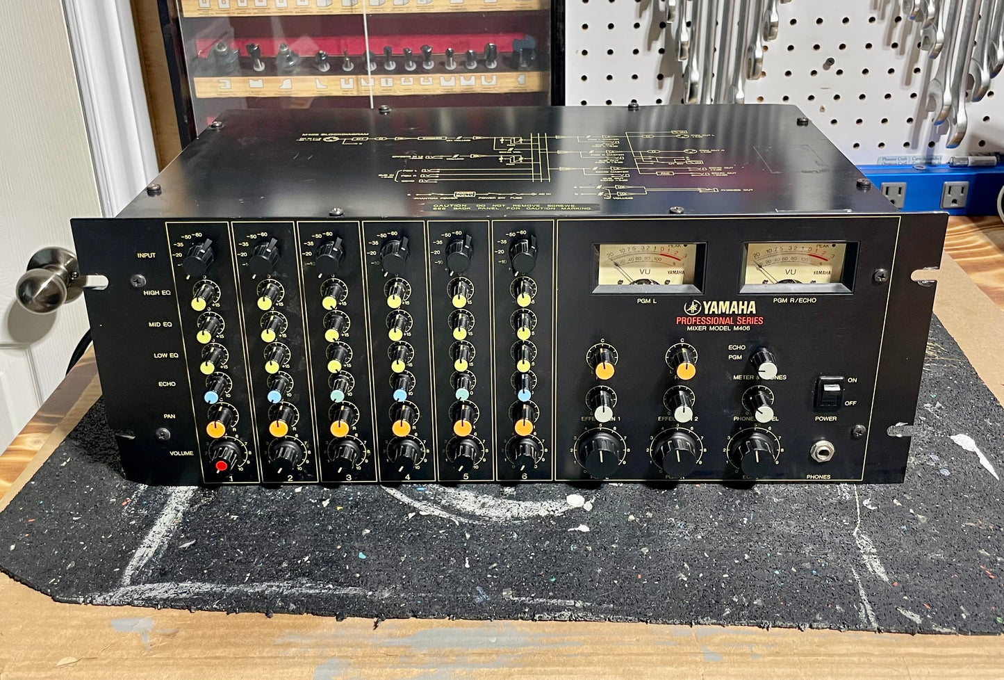 Yamaha M406 "JapaNeve" Direct Out Mod.