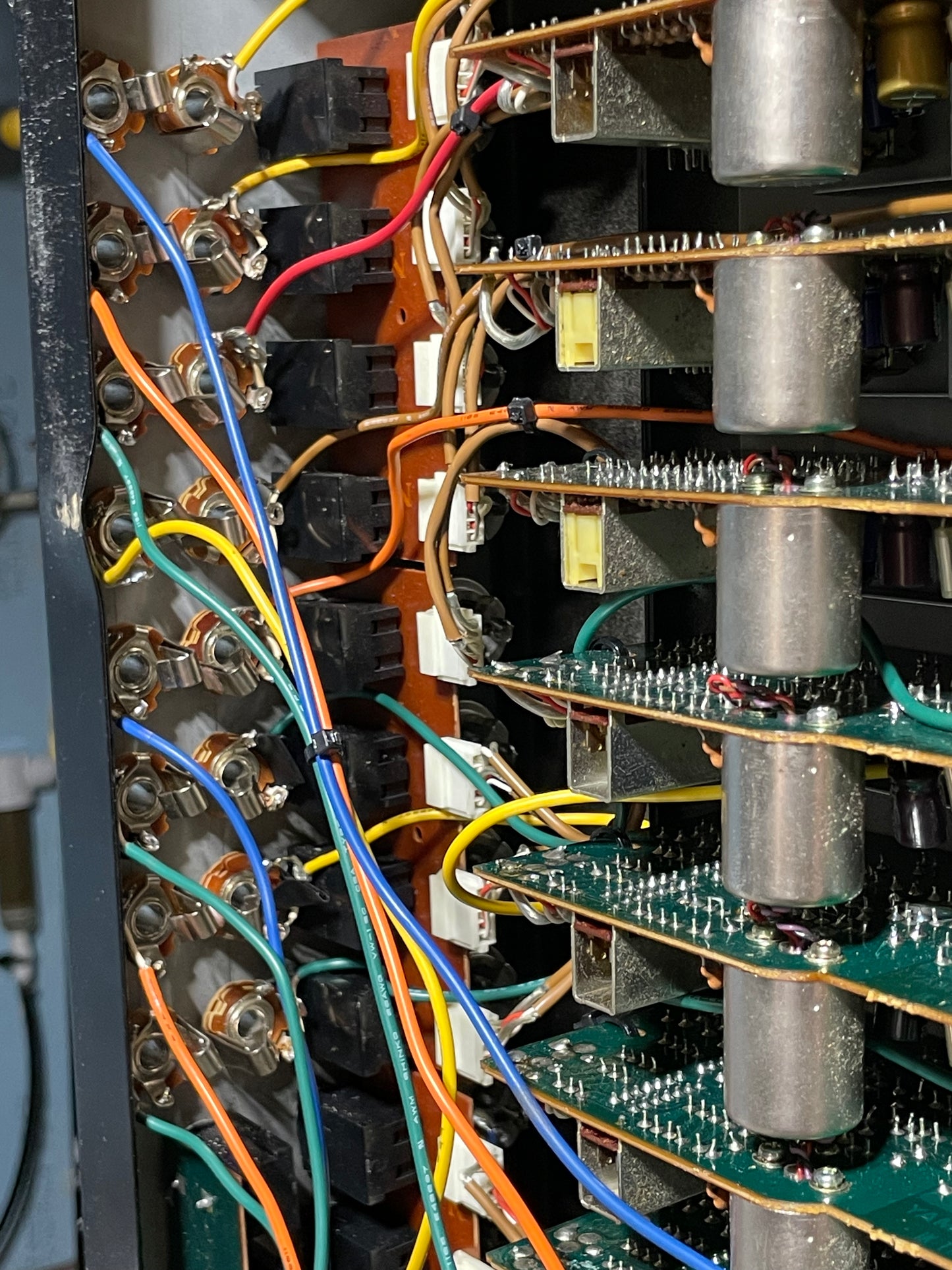 Yamaha MQ1602 "Japa-Neve" Mixer - Fully recapped + Direct-Outs - Small PM1000, Tamura transformers, fat Pres. 4 band EQ