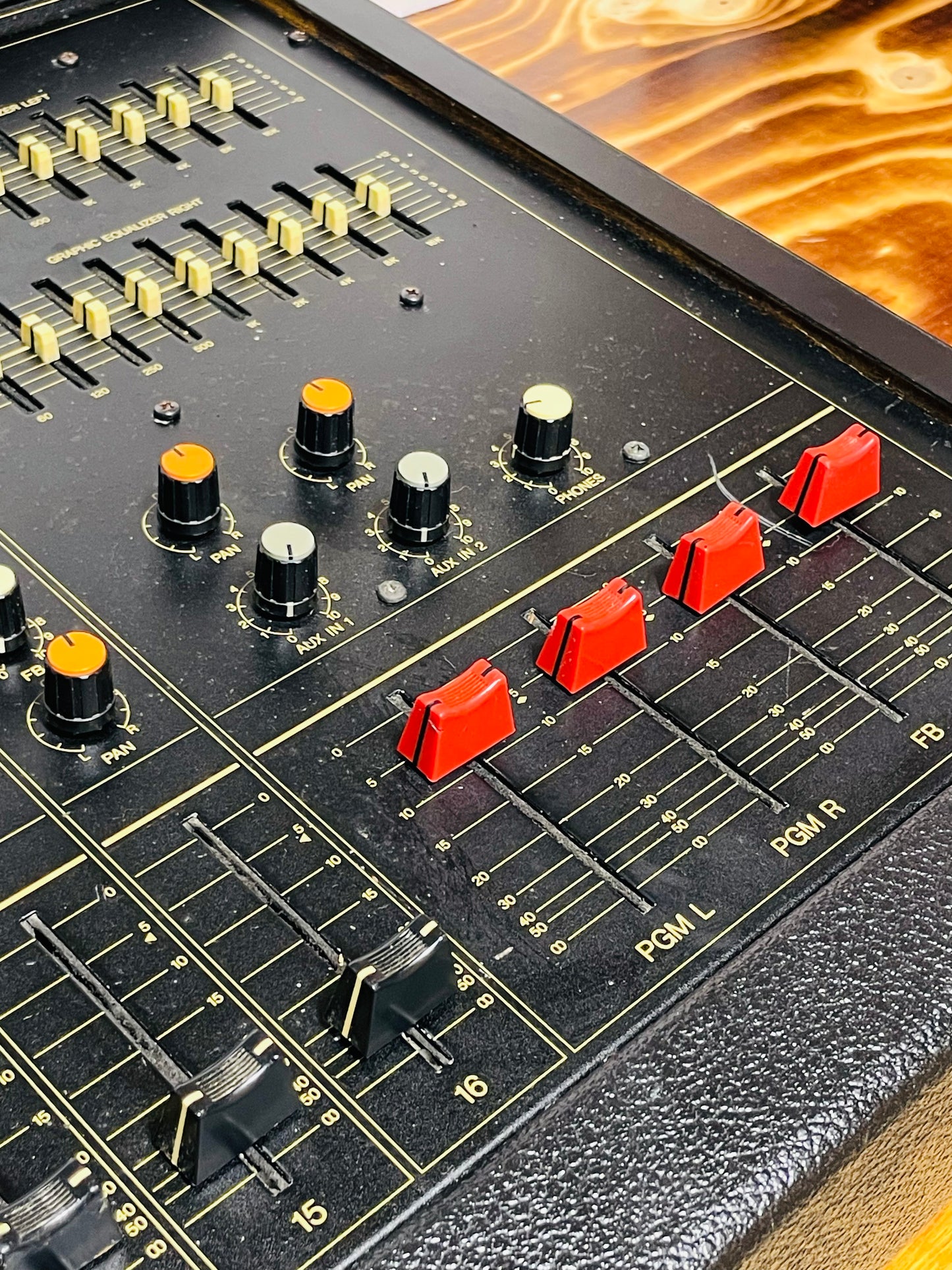 Yamaha MQ1602 "Japa-Neve" Mixer - Fully recapped + Direct-Outs - Small PM1000, Tamura transformers, fat Pres. 4 band EQ