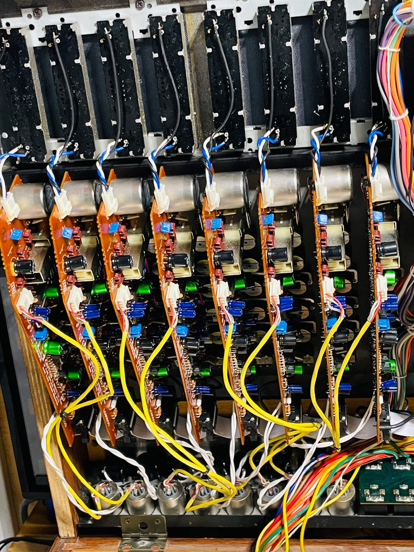 Yamaha M508 professional mixer - JapaNeve Direct Out Mod. by Headbangers - Tamura transformer, fully recapped and serviced