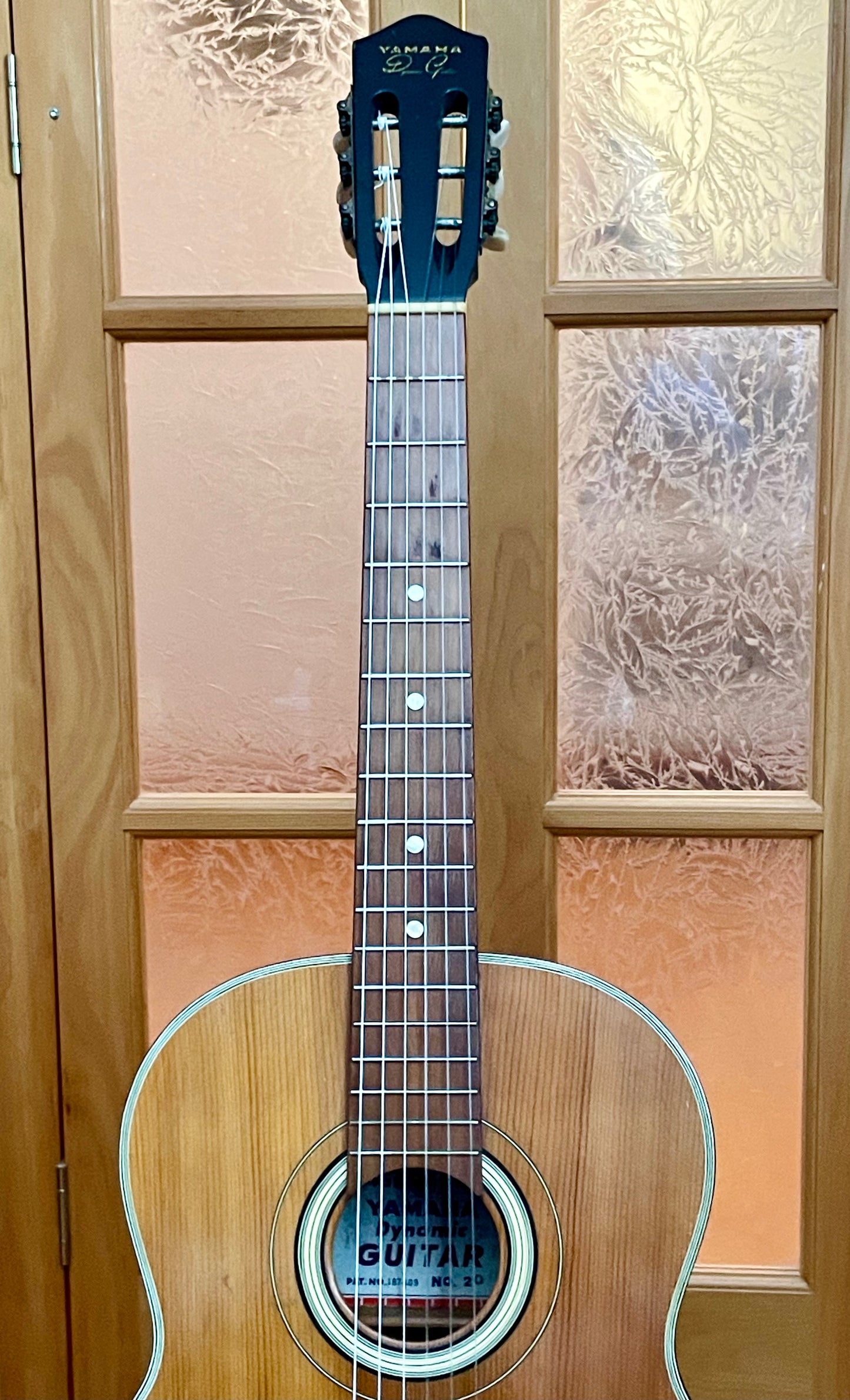 Yamaha Dynamic Guitar No 20 (1962-1964)