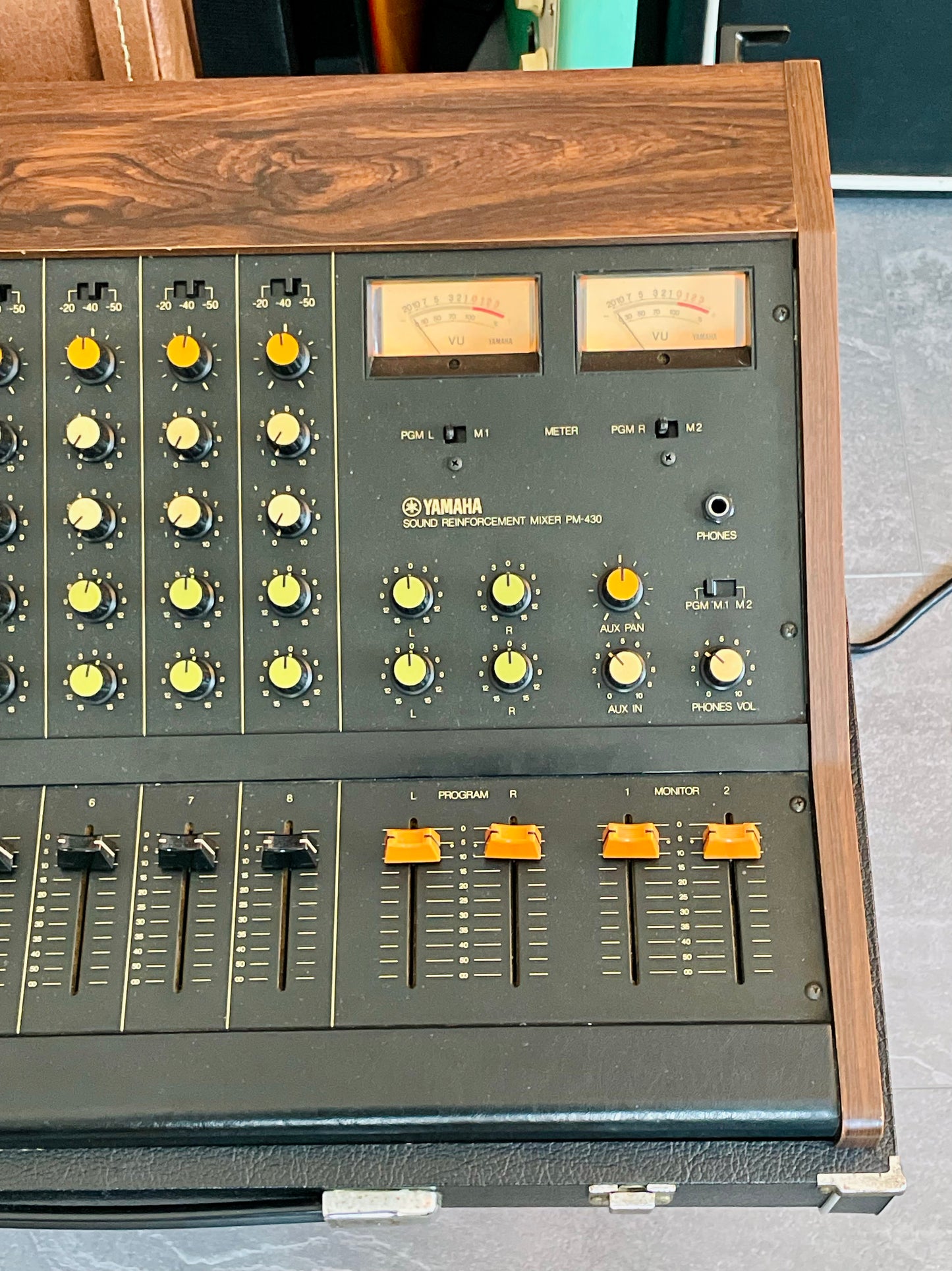 Yamaha PM-430 "Japa-Neve" fully recapped + Direct-Out Headbangers Mod! Tamura transformers 8-Channel Mixing Console 1970s