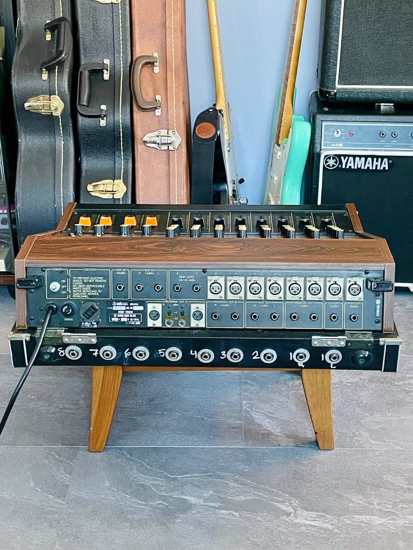 Yamaha PM-430 "Japa-Neve" fully recapped + Direct-Out Headbangers Mod! Tamura transformers 8-Channel Mixing Console 1970s