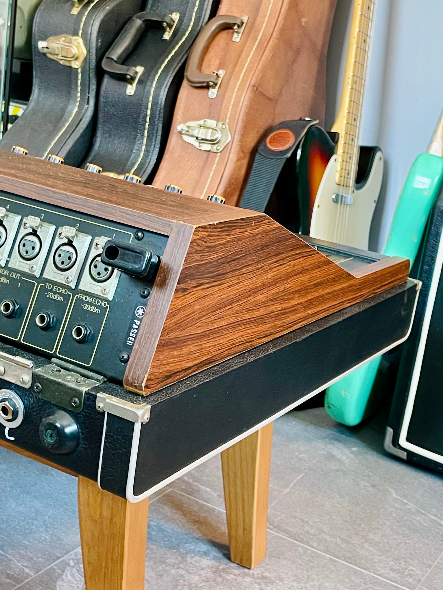 Yamaha PM-430 "Japa-Neve" fully recapped + Direct-Out Headbangers Mod! Tamura transformers 8-Channel Mixing Console 1970s