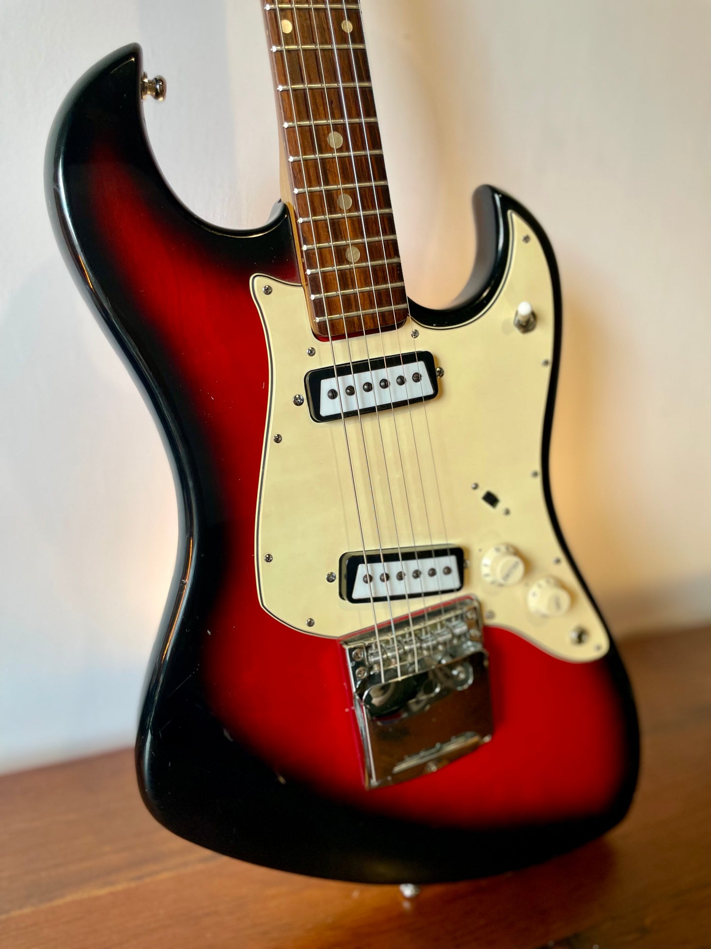 Riviera - Made in Japan - Offset solid body Circa 1970's