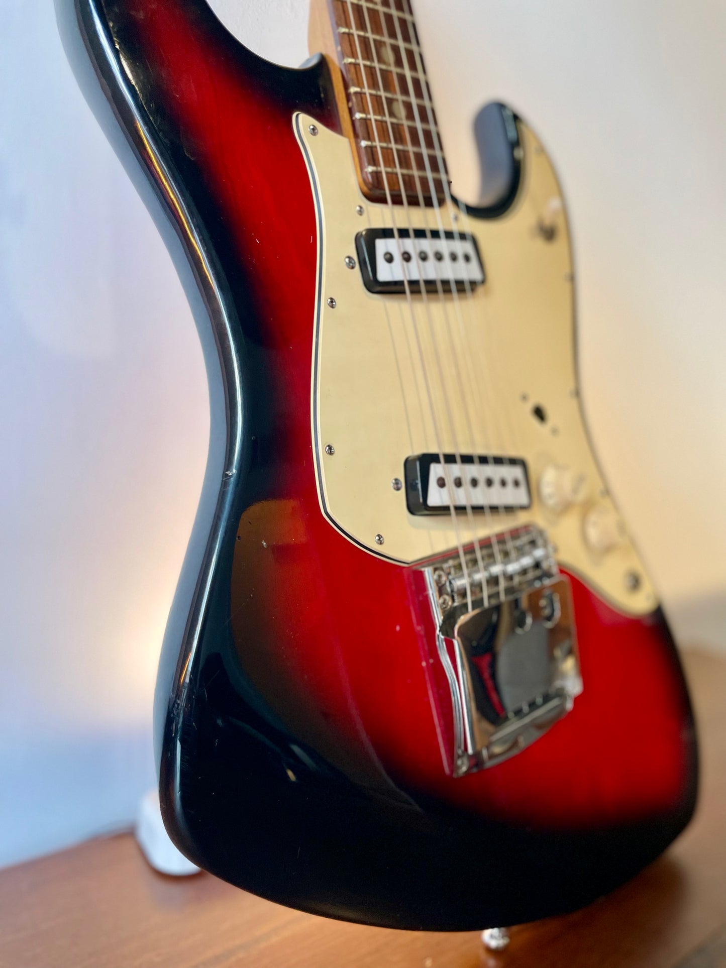 Riviera - Made in Japan - Offset solid body Circa 1970's