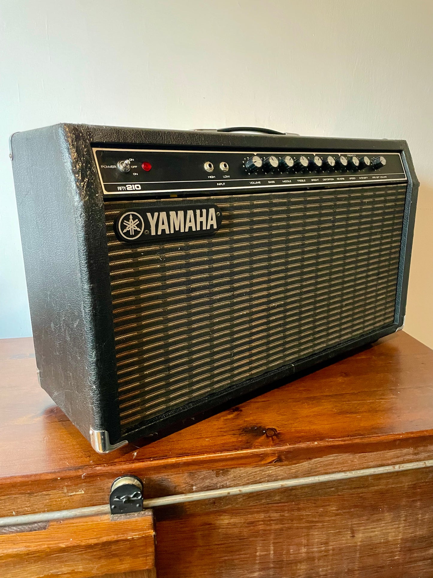 Yamaha G50-210 - 2x10" Guitar Combo 1975 - 1979 - 50-Watt