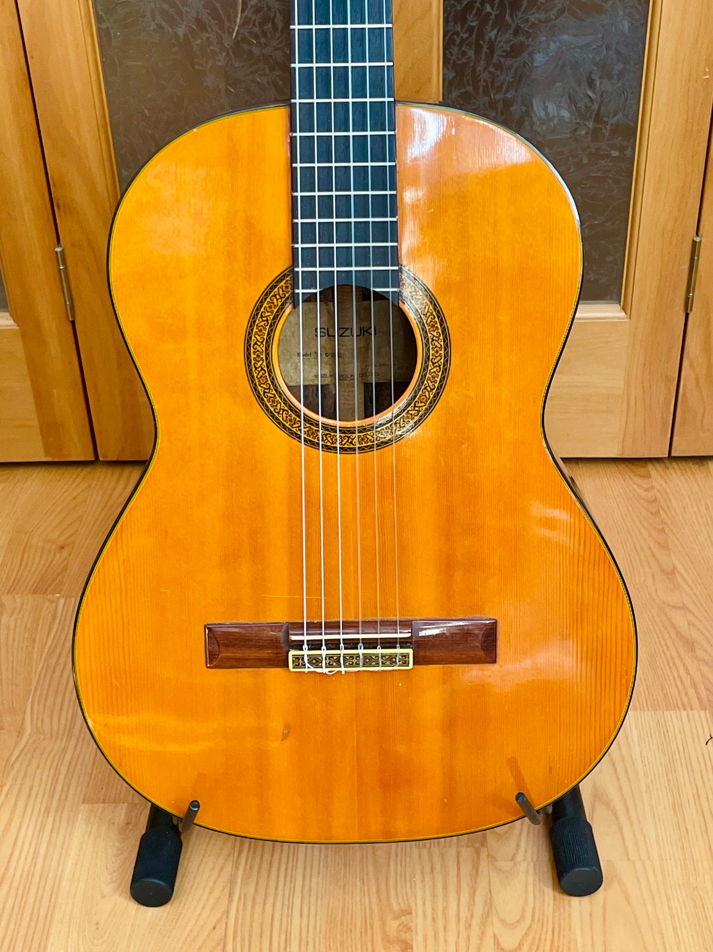 Suzuki Model No C-200 - Classical Guitar Made in Japan 1970s