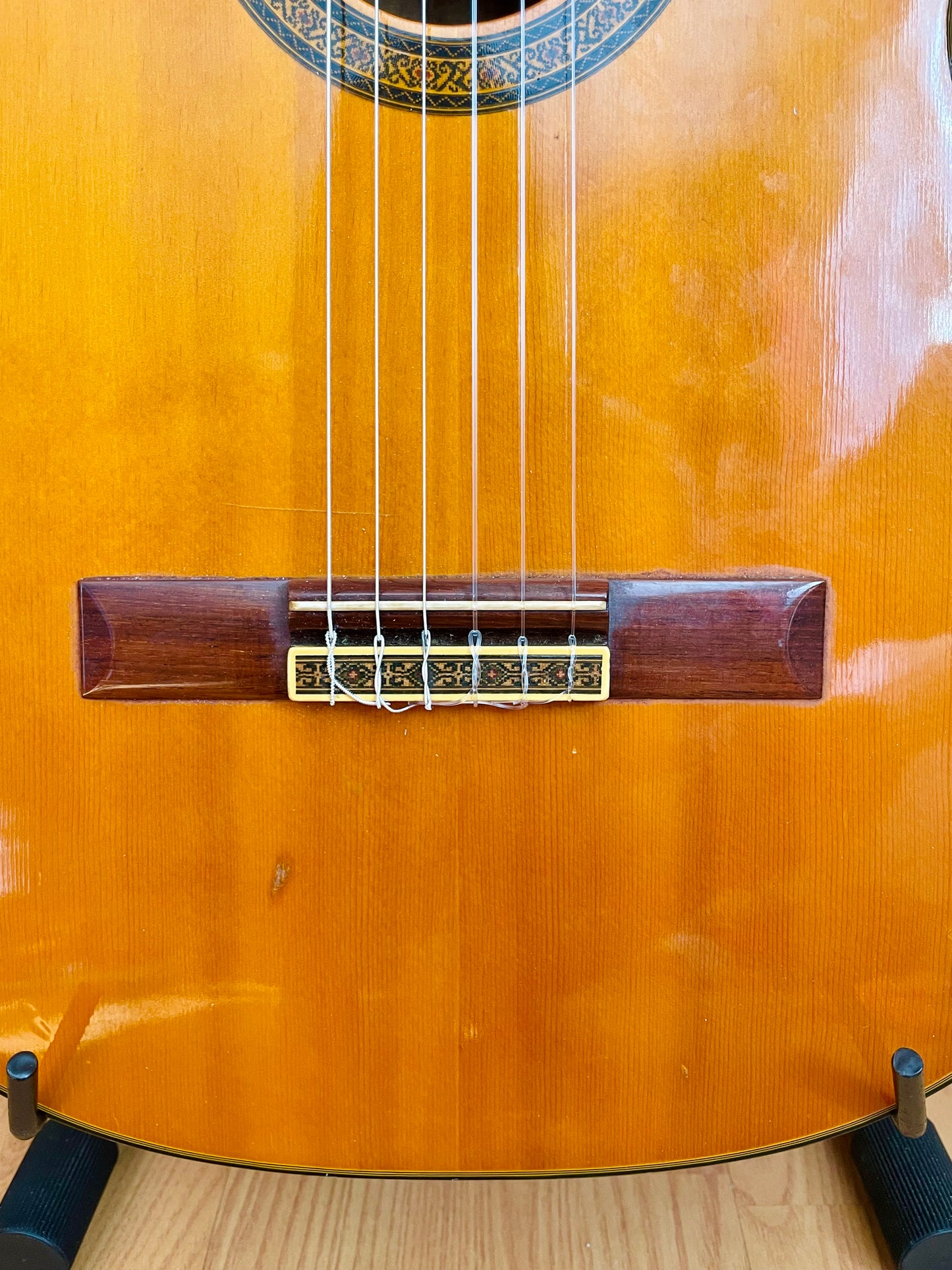 Suzuki Model No C-200 - Classical Guitar Made in Japan 1970s