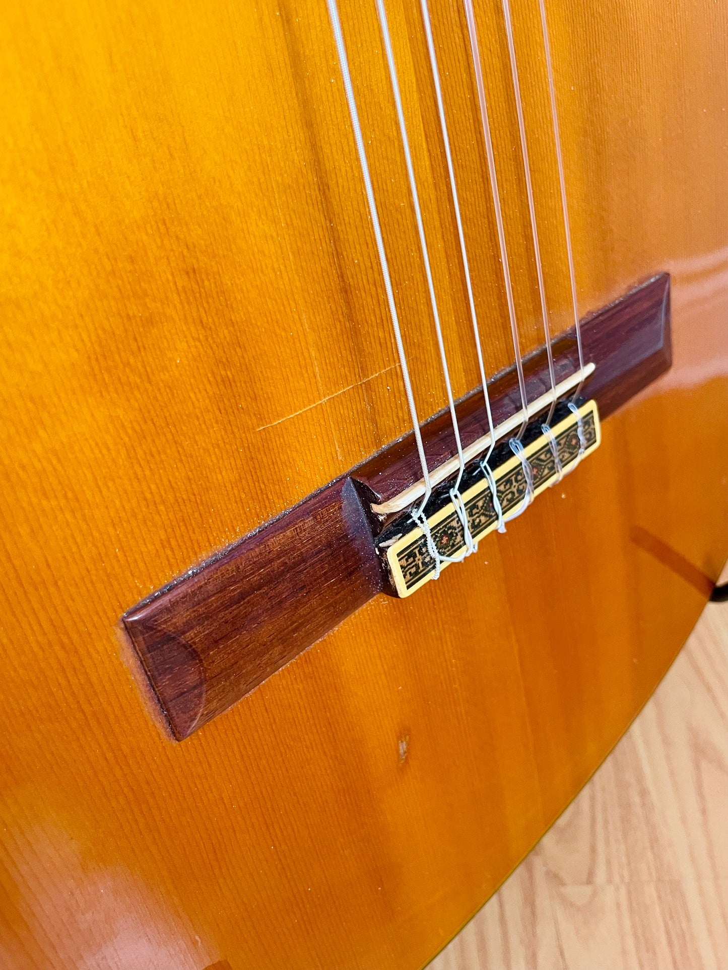 Suzuki Model No C-200 - Classical Guitar Made in Japan 1970s