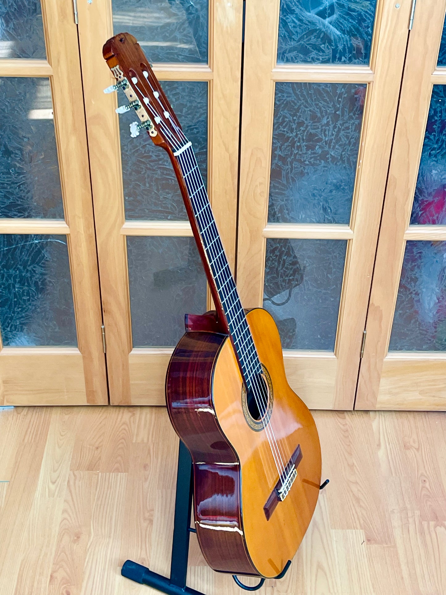 Suzuki Model No C-200 - Classical Guitar Made in Japan 1970s