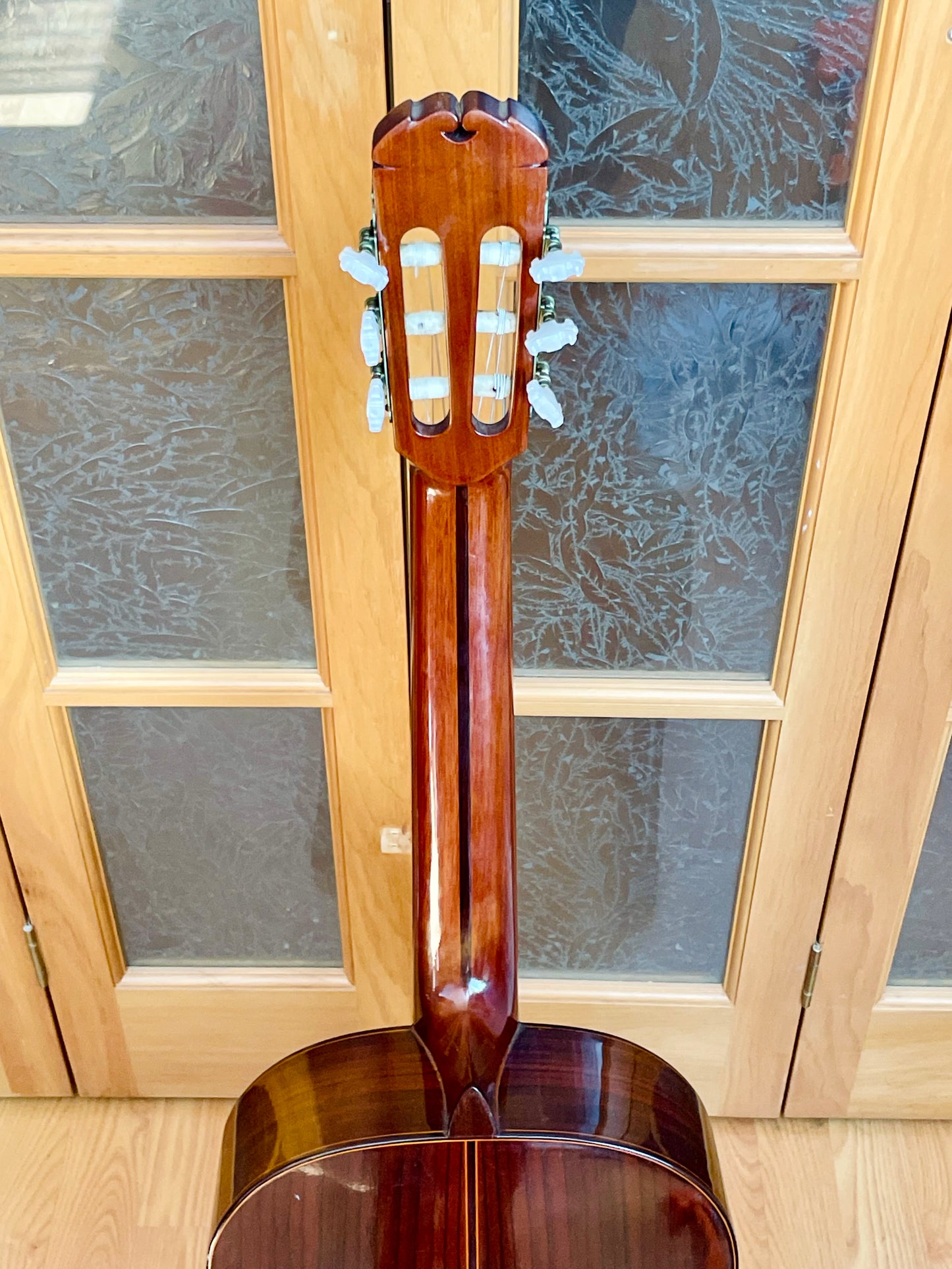 Suzuki Model No C-200 - Classical Guitar Made in Japan 1970s