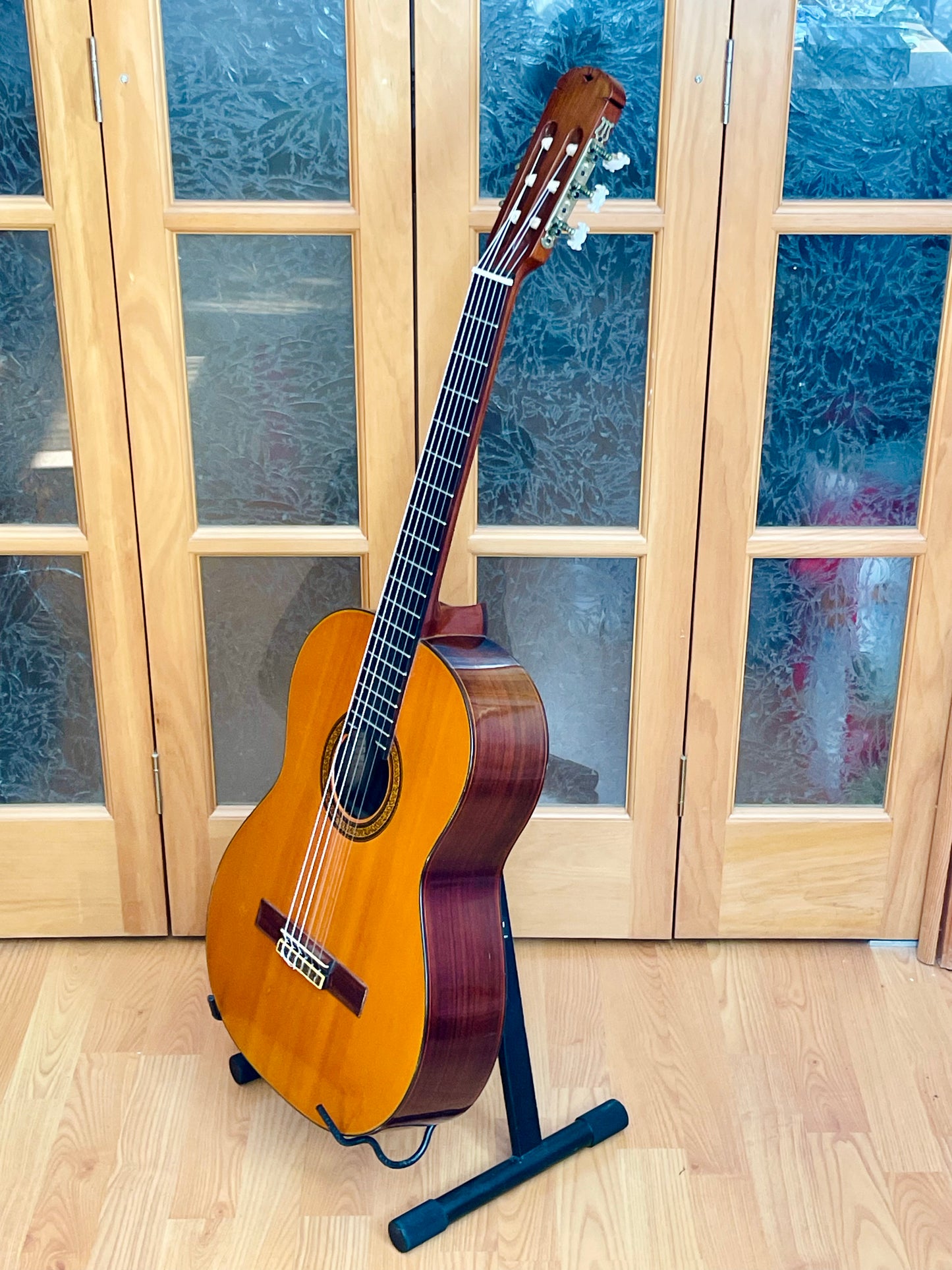 Suzuki Model No C-200 - Classical Guitar Made in Japan 1970s