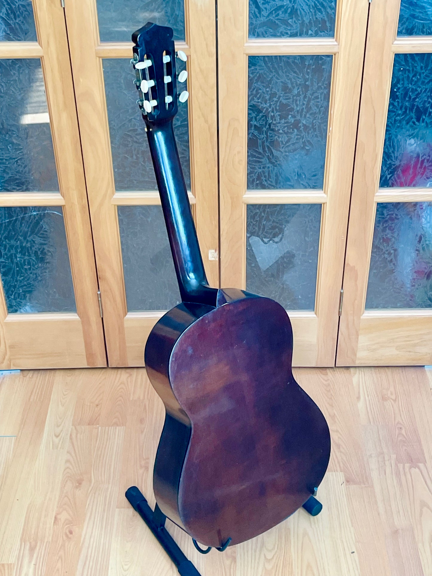 Yamaha No. G-60 Nippon Gakki - Made in Japan c. 1967 - 1973