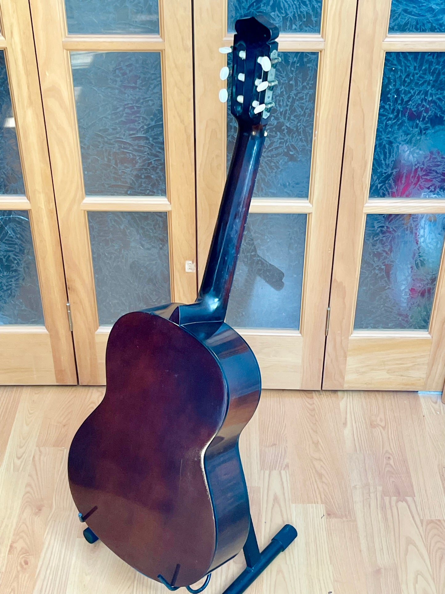 Yamaha No. G-60 Nippon Gakki - Made in Japan c. 1967 - 1973