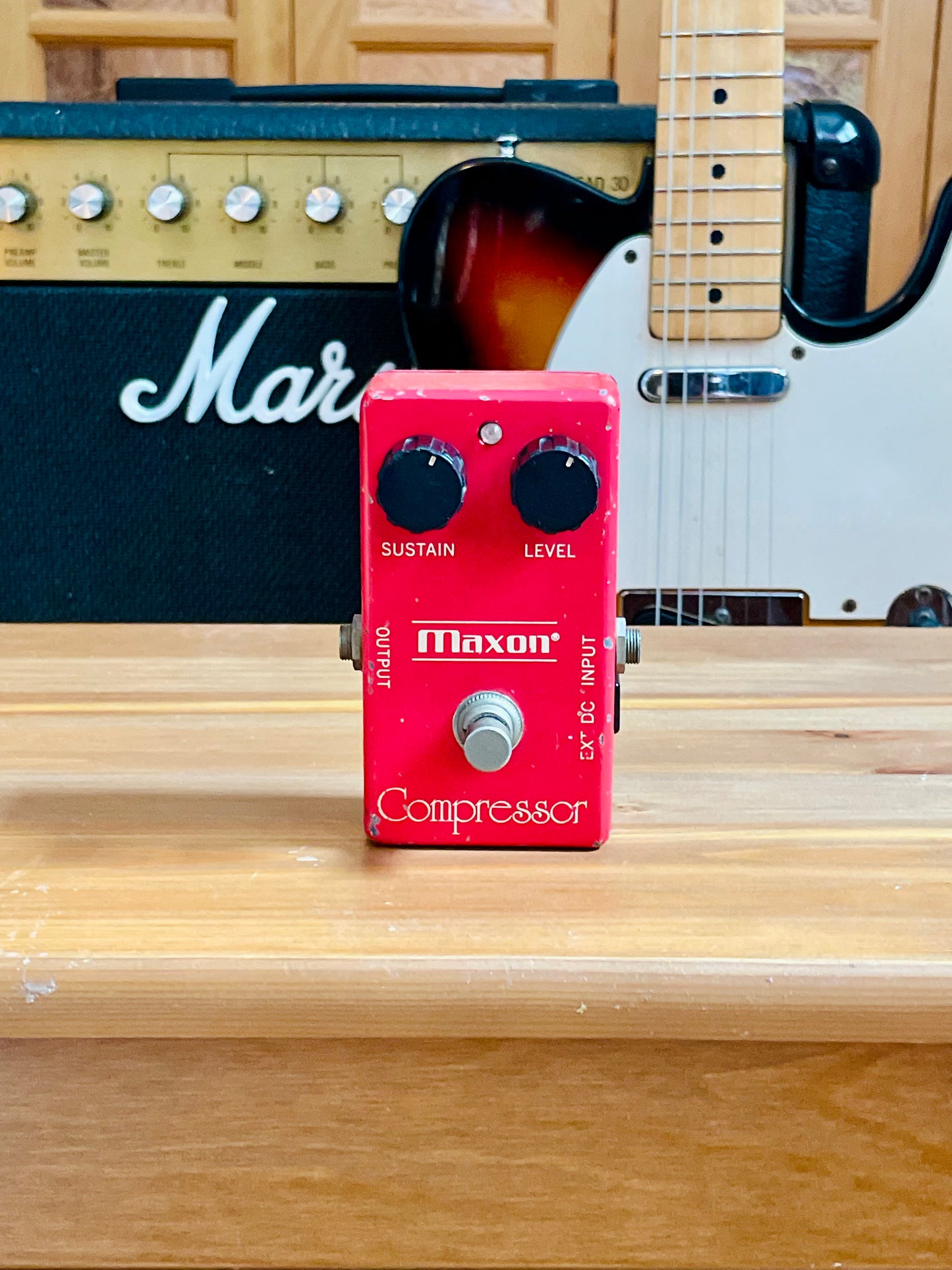 Maxon Compressor CP101 1980s - Red