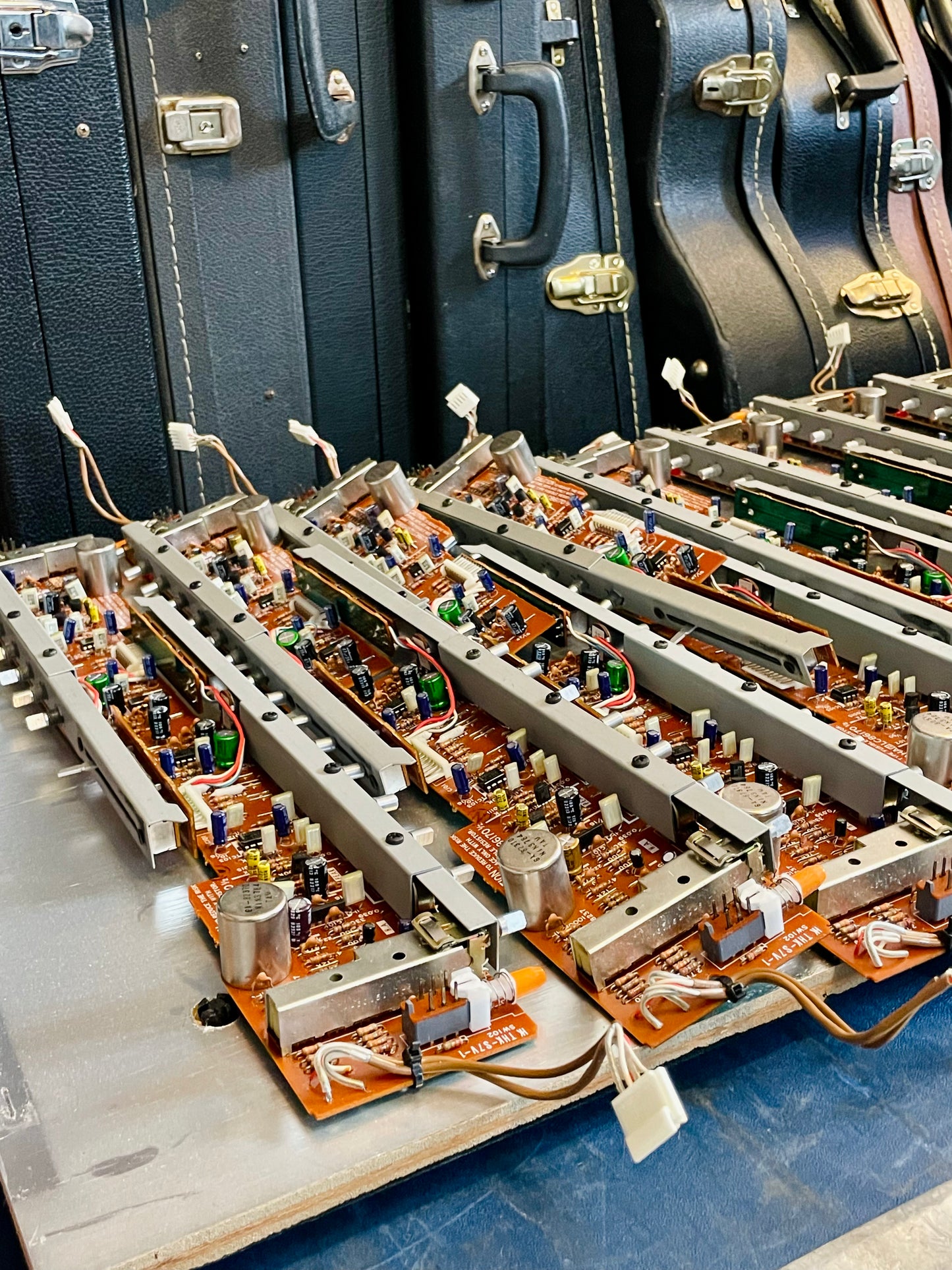 Yamaha MQ1602 "Japa-Neve" Mixer - Fully recapped + Direct-Outs - Tamura transformers, fat Pres. 4 band EQ