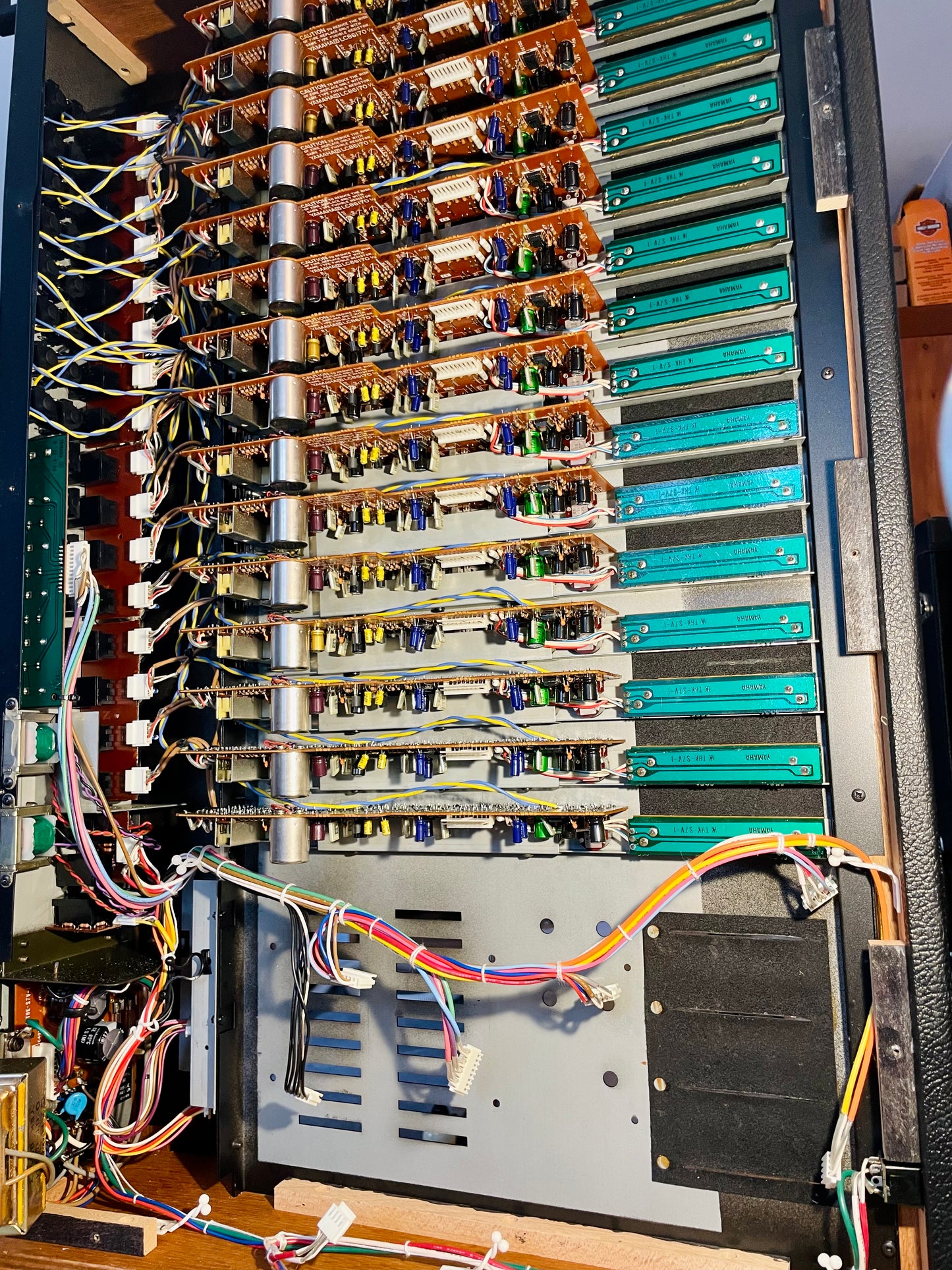 Yamaha MQ1602 "Japa-Neve" Mixer - Fully recapped + Direct-Outs - Tamura transformers, fat Pres. 4 band EQ