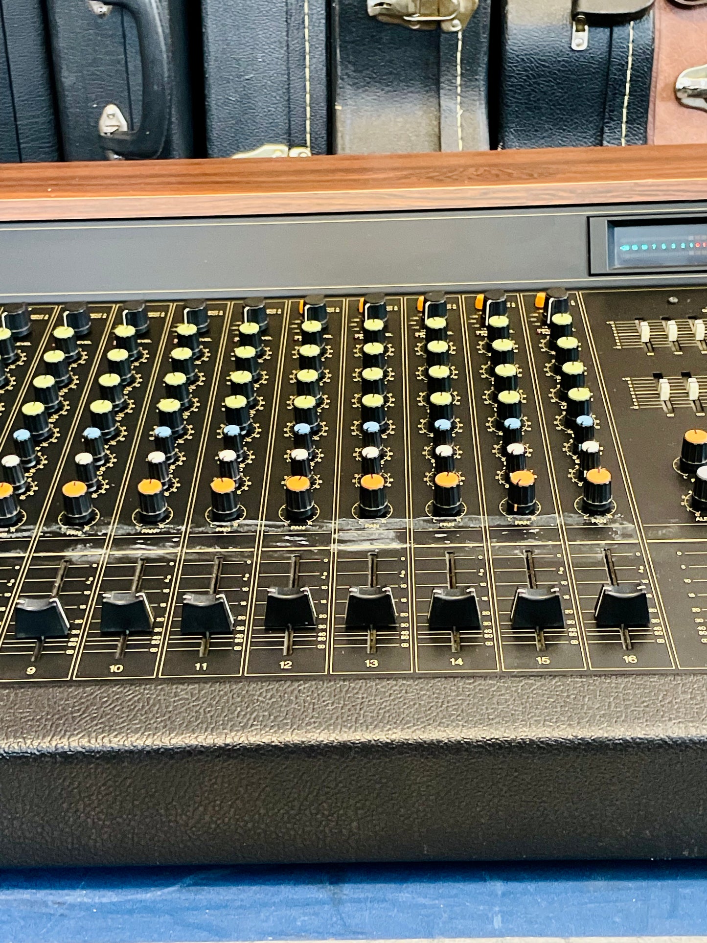 Yamaha MQ1602 "Japa-Neve" Mixer - Fully recapped + Direct-Outs - Tamura transformers, fat Pres. 4 band EQ