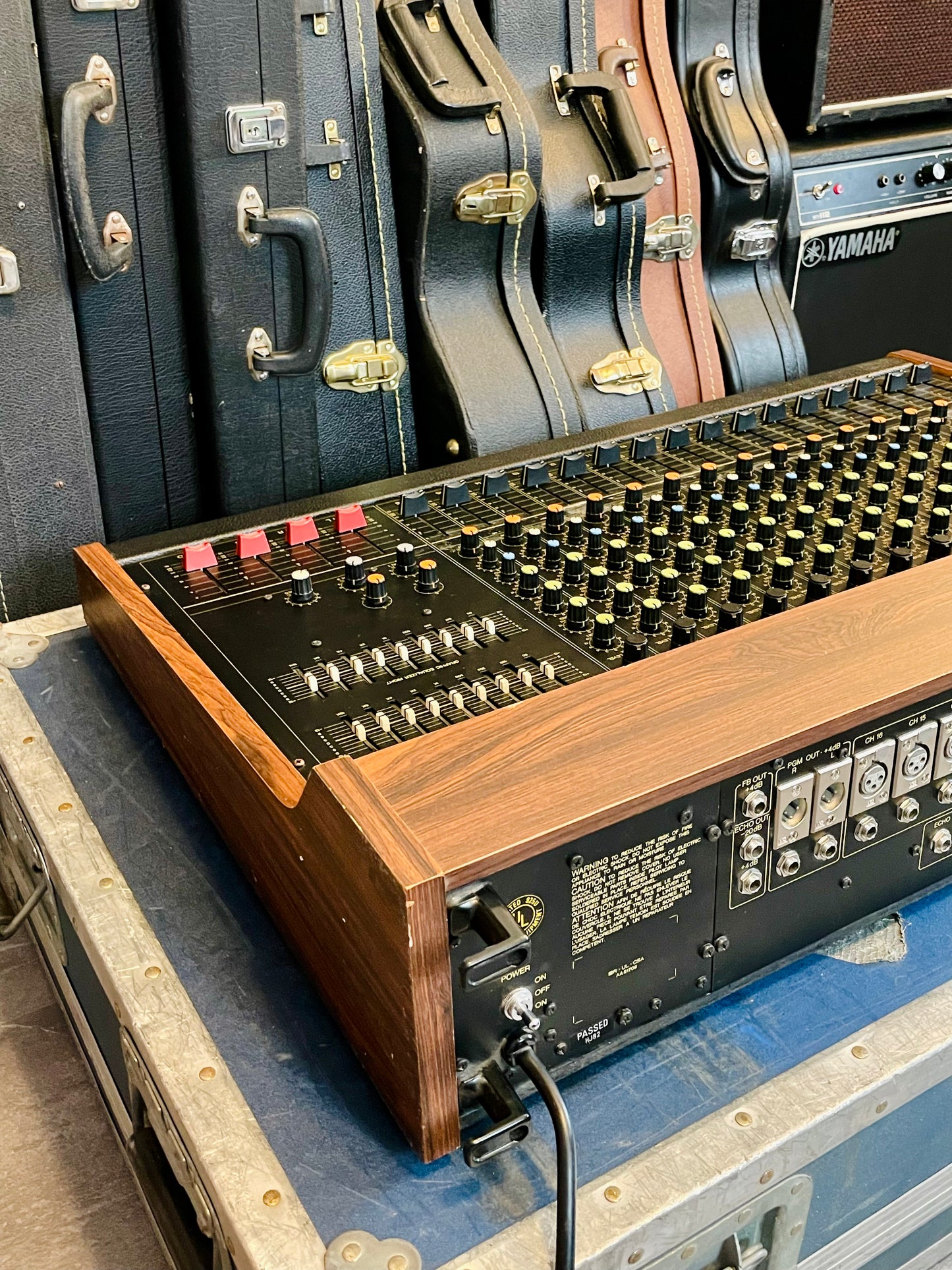 Yamaha MQ1602 "Japa-Neve" Mixer - Fully recapped + Direct-Outs - Tamura transformers, fat Pres. 4 band EQ