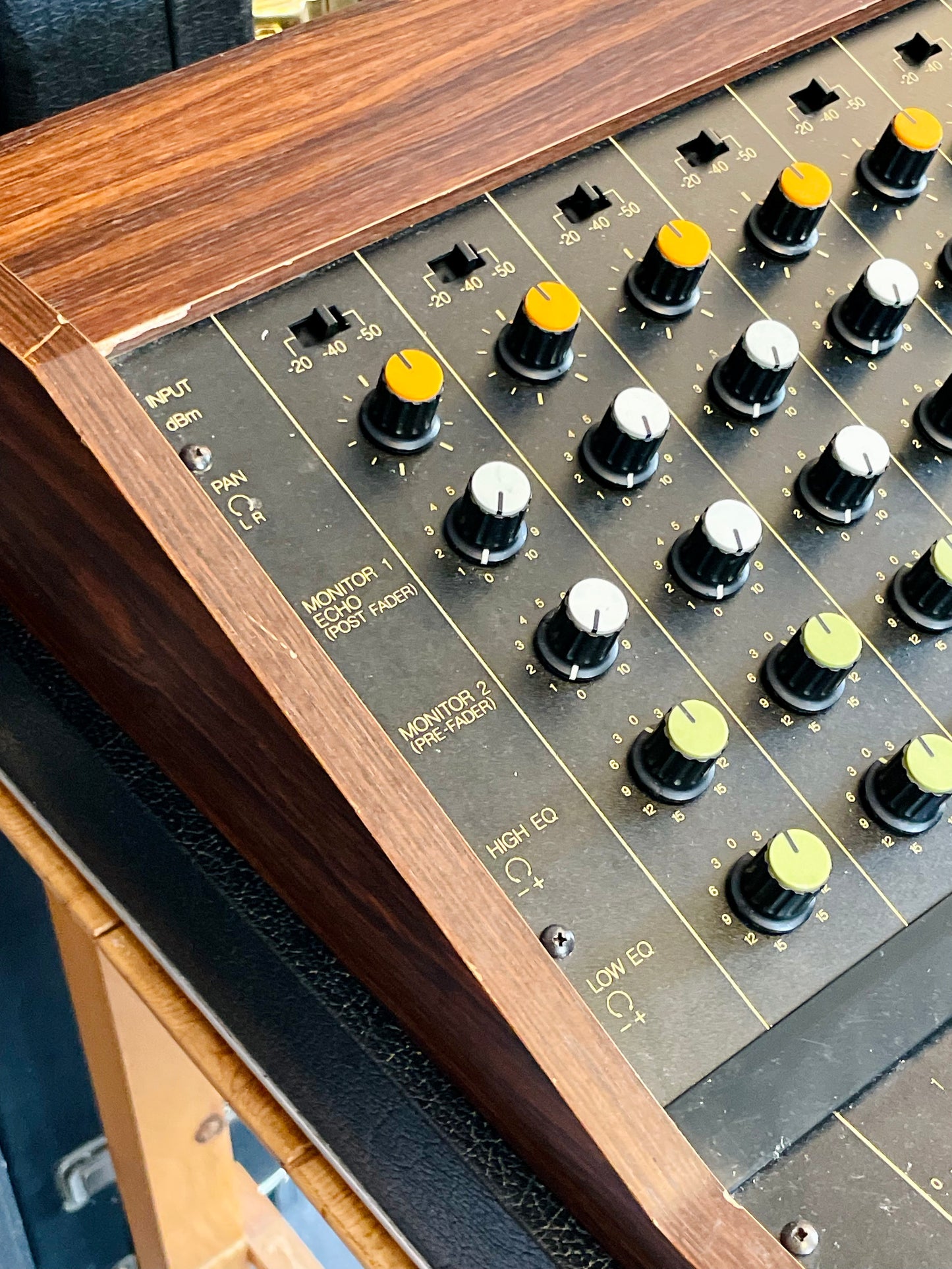 FREE SHIPPING - Yamaha PM-430 "Japa-Neve" fully recapped + Direct-Out Headbangers Mod! Tamura transformers 8-Channel Mixing Console 1970s