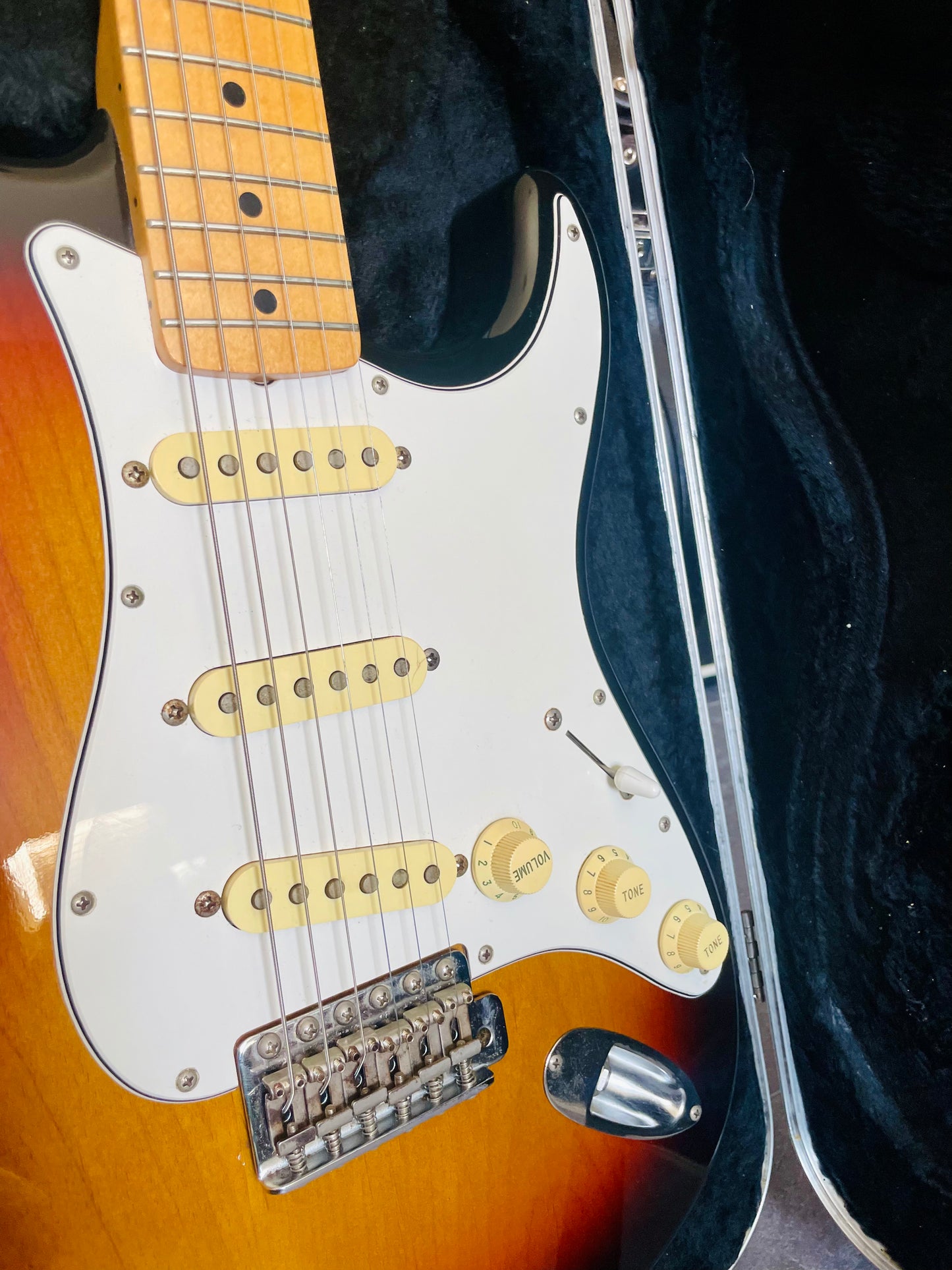 Fender Stratocaster ST-45 Made in Japan 2004 - Sunburst