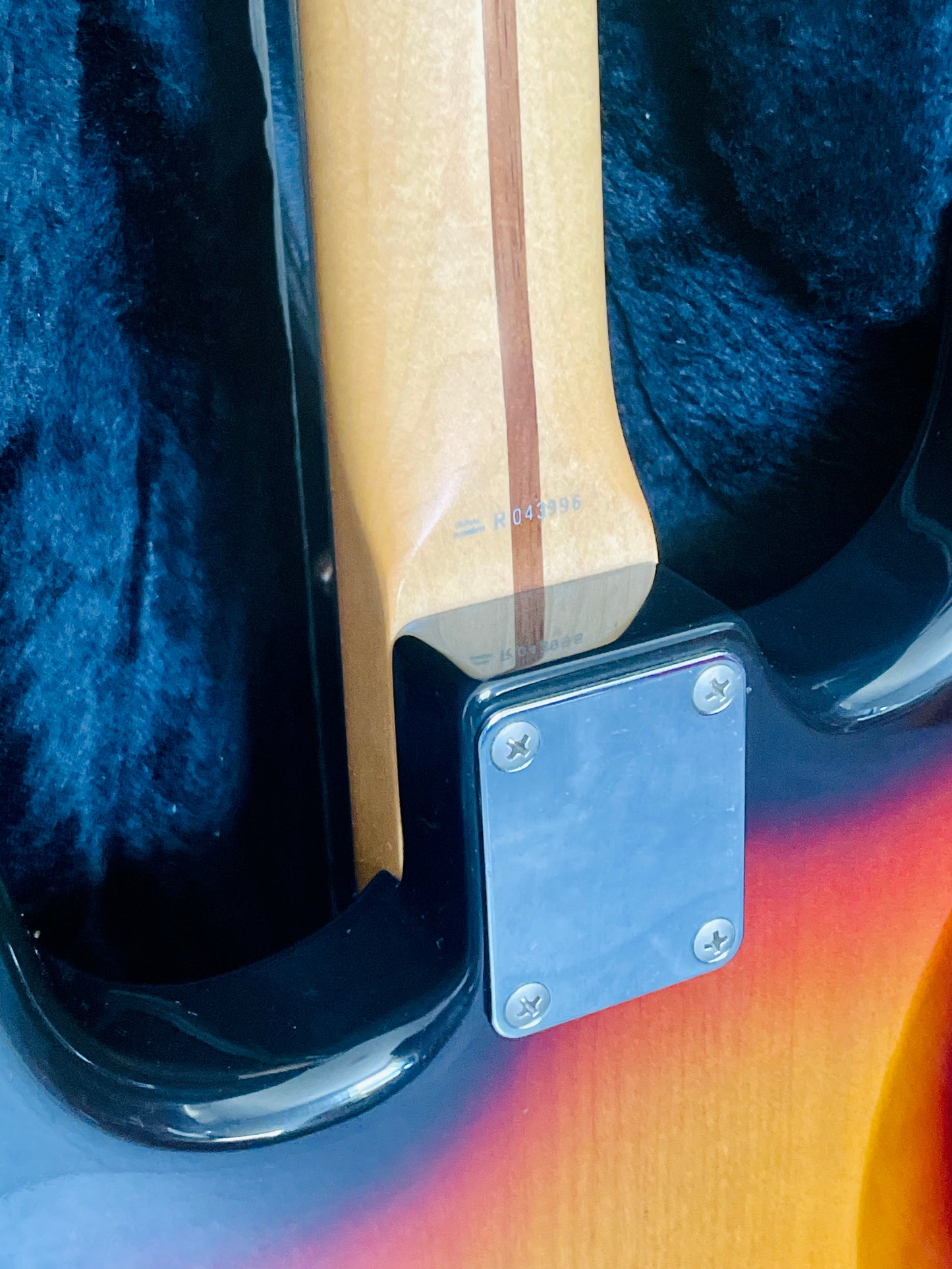 Fender Stratocaster ST-45 Made in Japan 2004 - Sunburst