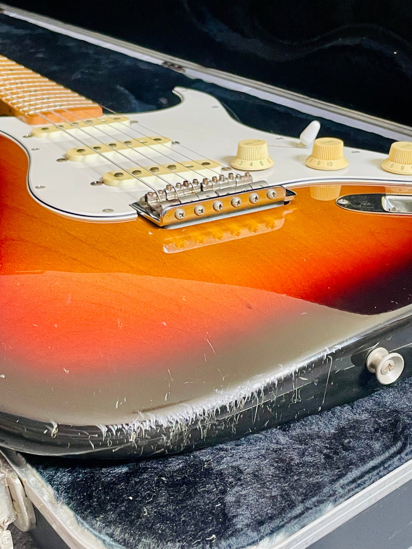 Fender Stratocaster ST-45 Made in Japan 2004 - Sunburst