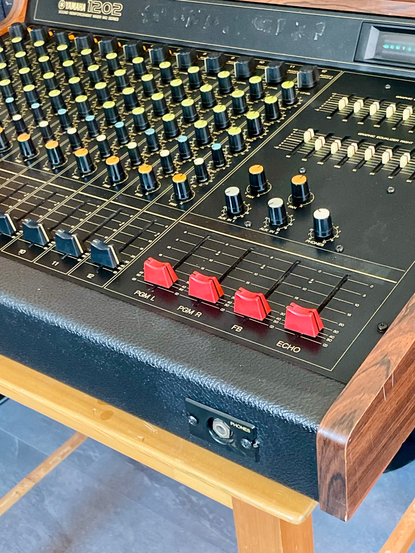 FREE SHIPPING - Yamaha MQ1202 "Japa-Neve", fully recapped + Direct-Out Headbangers Mod! Small PM1000, Tamura transformers, fat Pres. 4 band EQ
