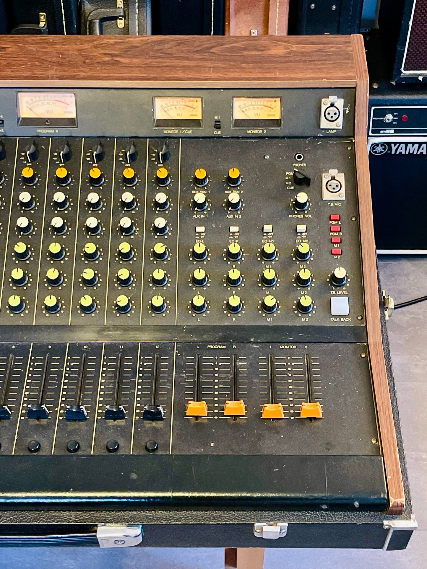 Yamaha PM-700 "Japa-Neve" fully recapped + Direct-Out Headbangers Tamura transformers 12-Channel Mixing Console 1970s