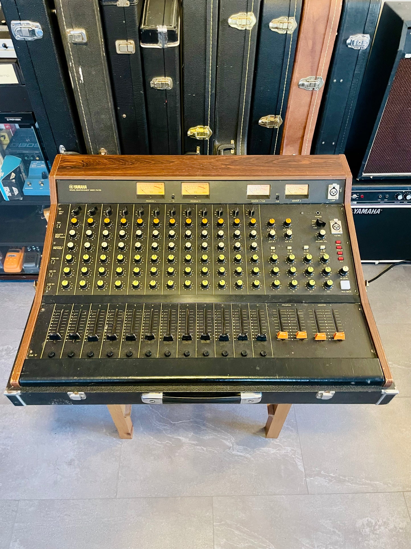 Yamaha PM-700 "Japa-Neve" fully recapped + Direct-Out Headbangers Tamura transformers 12-Channel Mixing Console 1970s