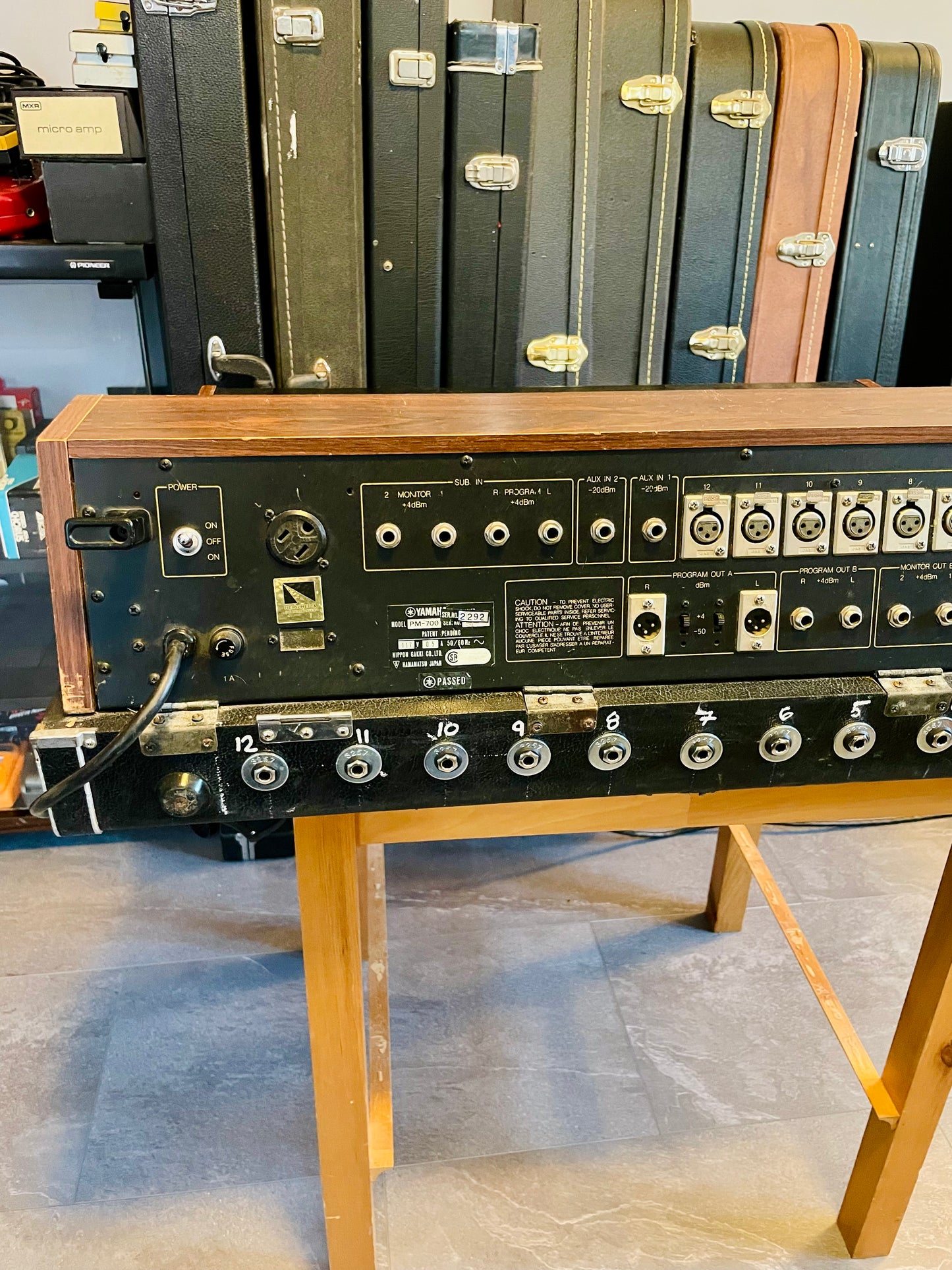 Yamaha PM-700 "Japa-Neve" fully recapped + Direct-Out Headbangers Tamura transformers 12-Channel Mixing Console 1970s