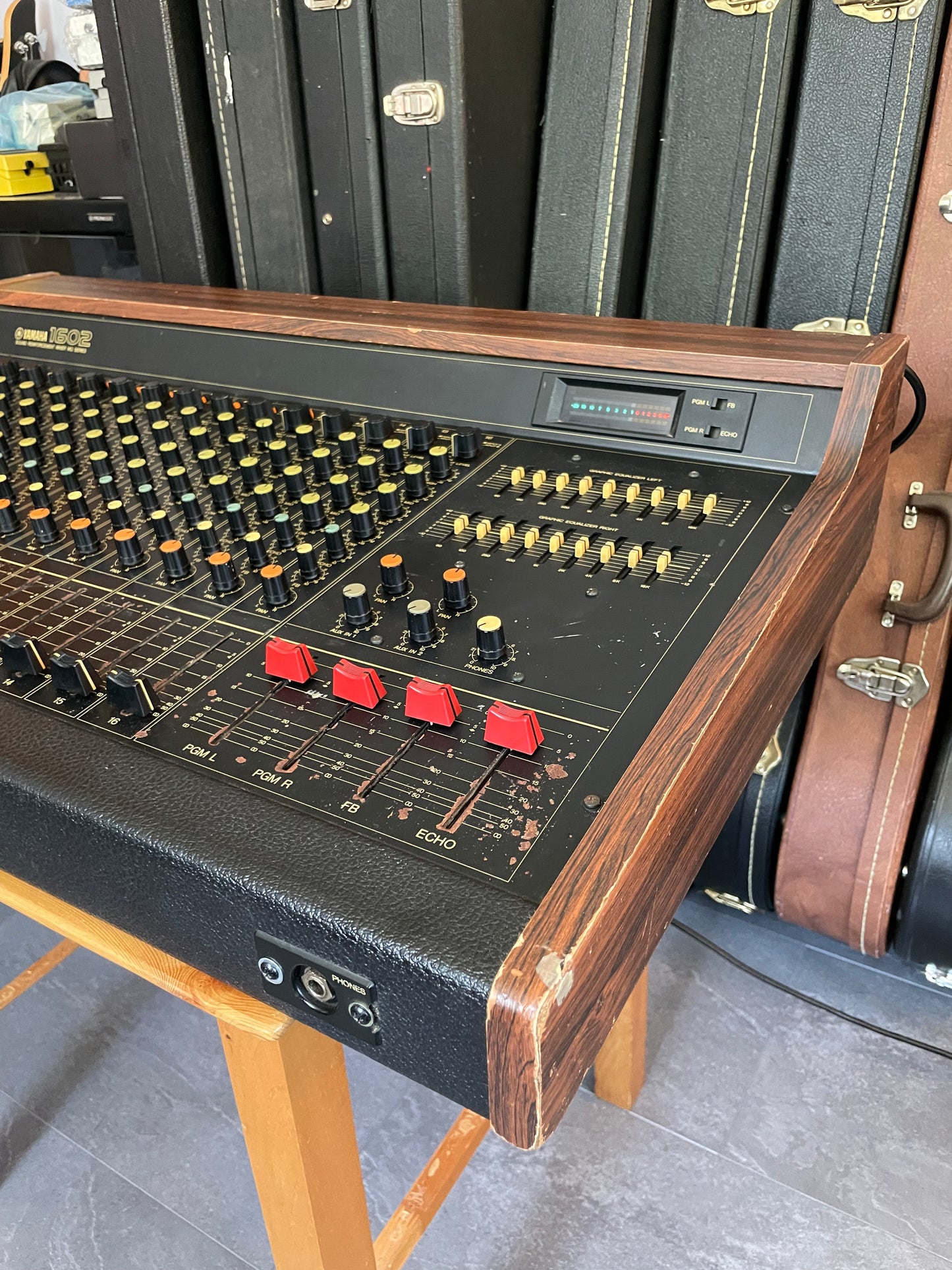 Yamaha MQ1602 "Japa-Neve" Mixer - Fully recapped + Direct-Outs - Tamura transformers, fat Pres. 4 band EQ