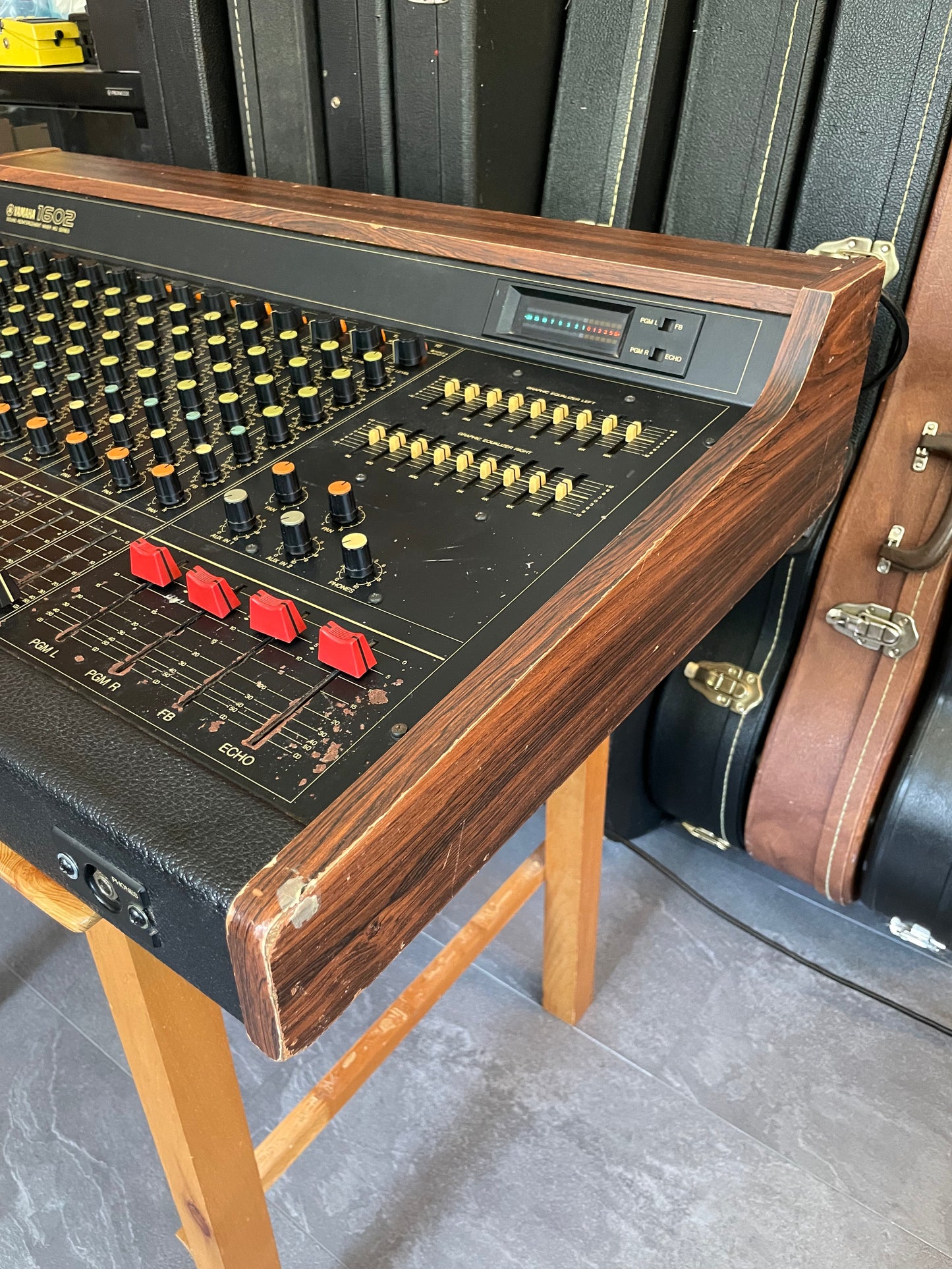Yamaha MQ1602 "Japa-Neve" Mixer - Fully recapped + Direct-Outs - Tamura transformers, fat Pres. 4 band EQ