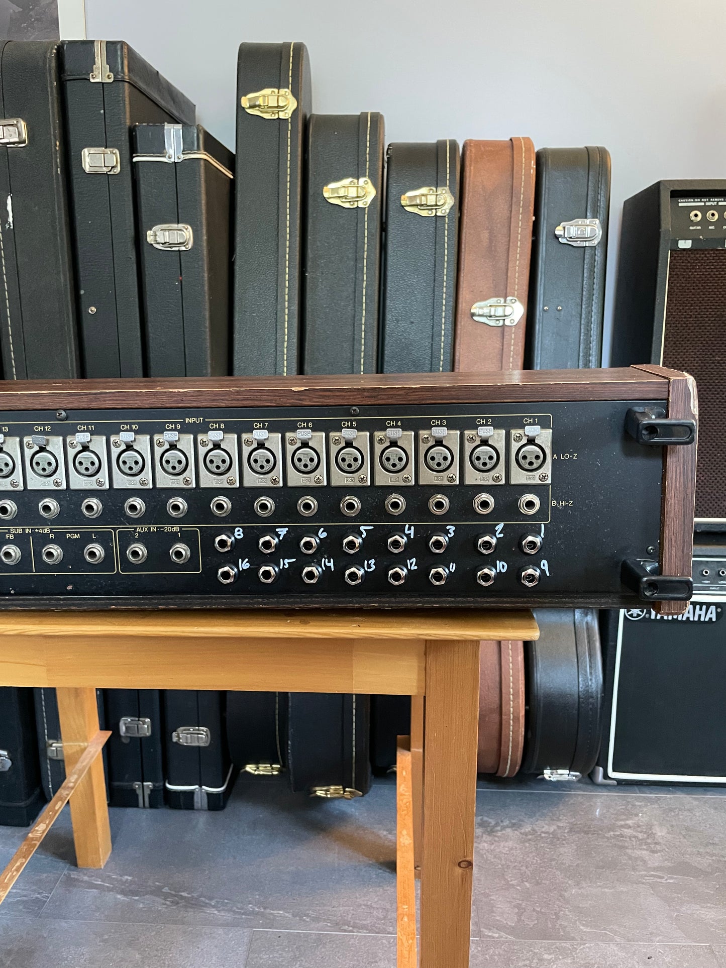 Yamaha MQ1602 "Japa-Neve" Mixer - Fully recapped + Direct-Outs - Tamura transformers, fat Pres. 4 band EQ