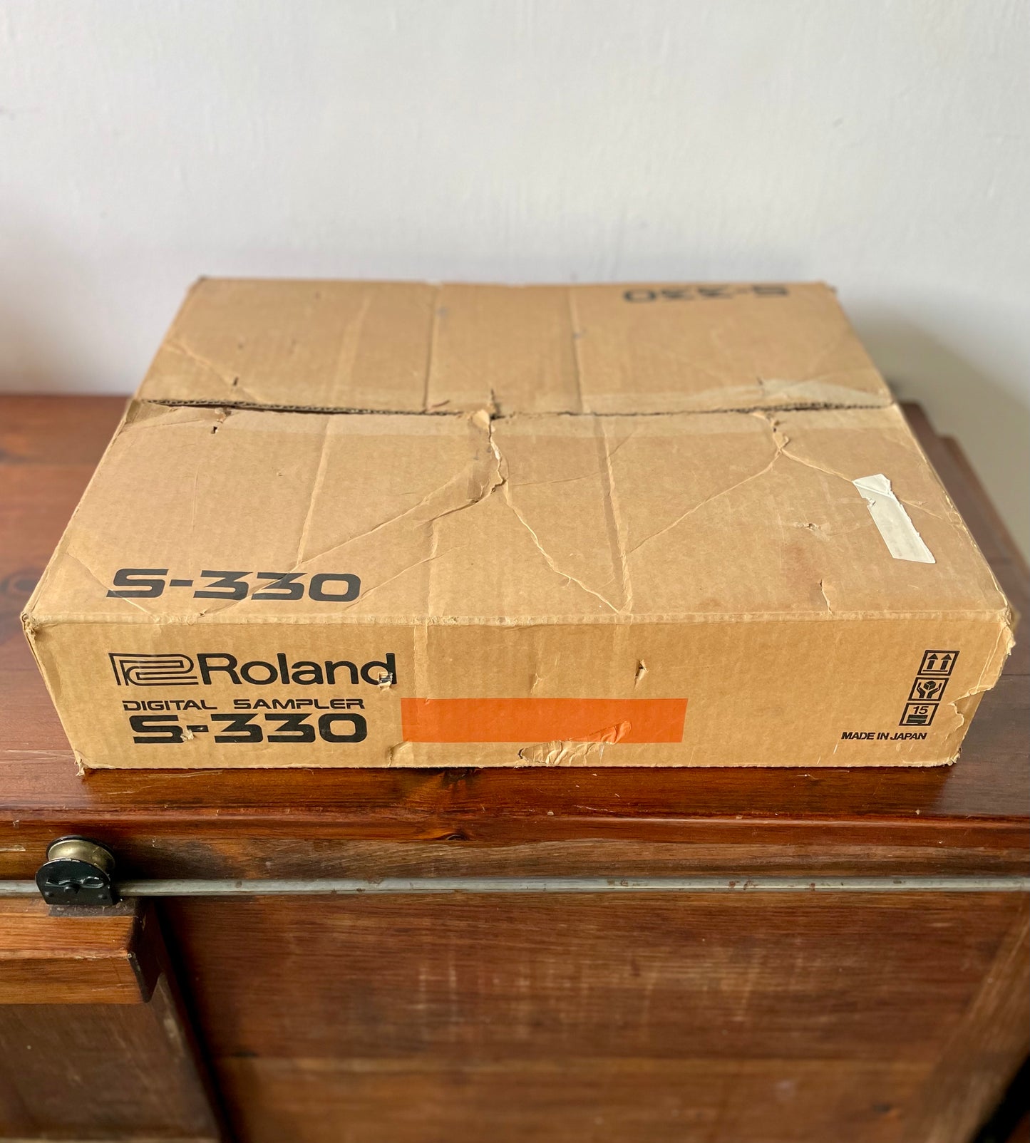 Roland S-330 Digital Sampler Mint in Box - 1987-1988