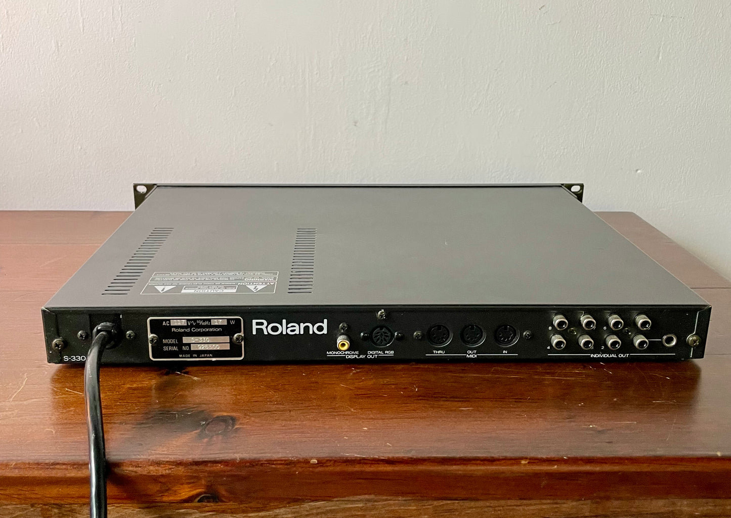 Roland S-330 Digital Sampler Mint in Box - 1987-1988