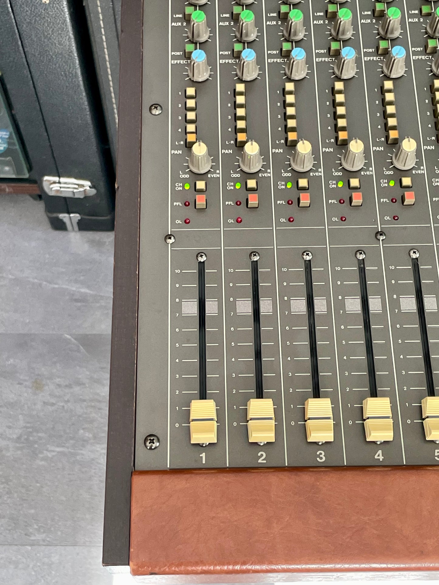 TASCAM M-312 with transformer-balanced direct out CAPI API-style (1983 - 1987) - Fully serviced + recapped