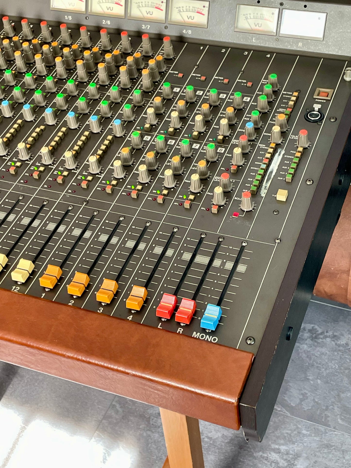 TASCAM M-312 with transformer-balanced direct out CAPI API-style (1983 - 1987) - Fully serviced + recapped