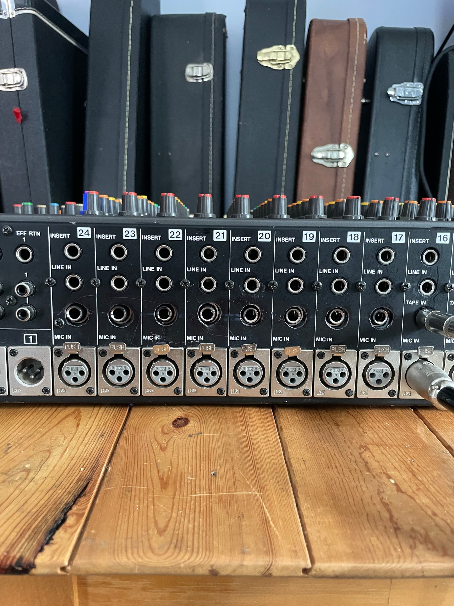 Tascam M-224 Adam