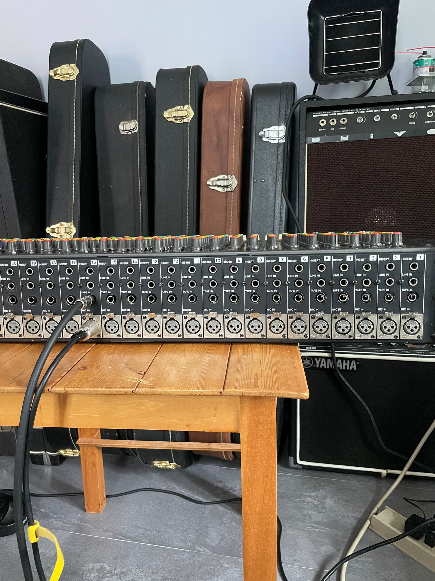 Tascam M-224 Adam