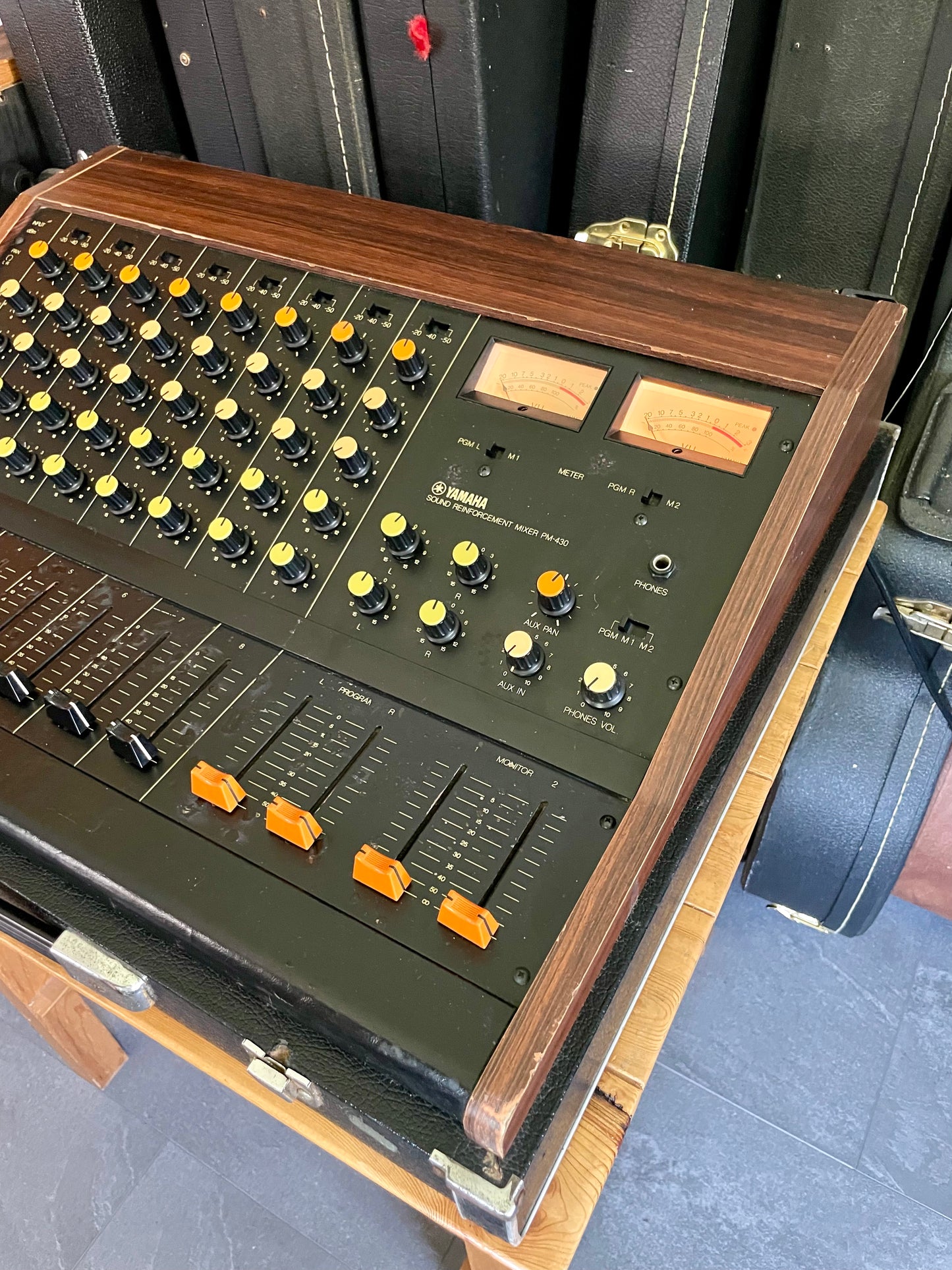 Yamaha PM-430 "Japa-Neve" fully recapped + Direct-Out. Tamura transformers 8-Channel Mixing Console 1970s