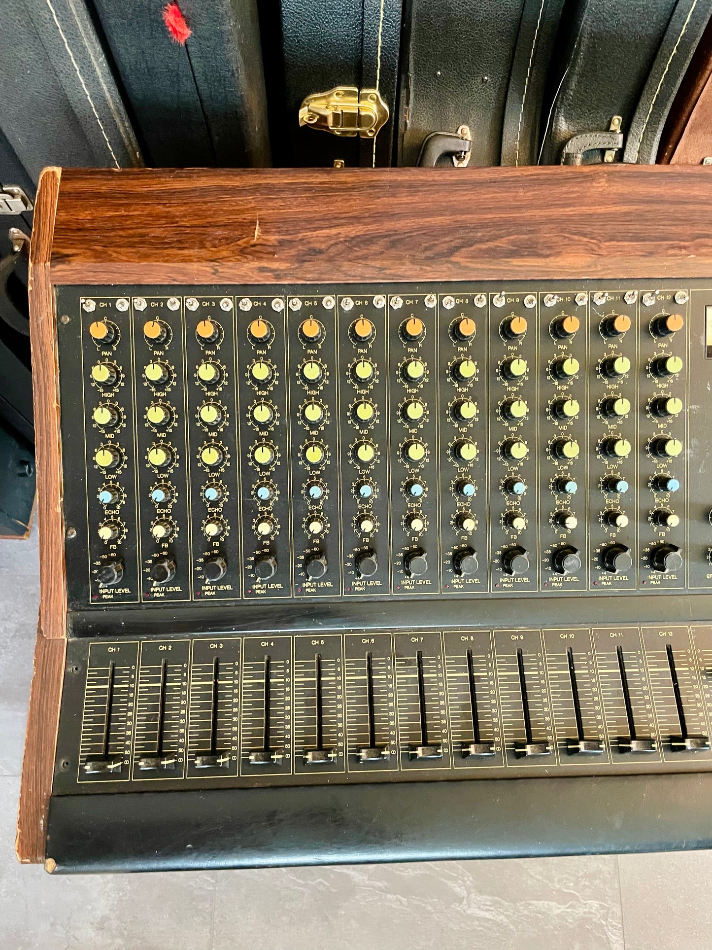 Yamaha M512 - JapaNeve with Direct Outs, Tamura transformers, Polarity Reverse & Send Switching - Fully recapped and serviced